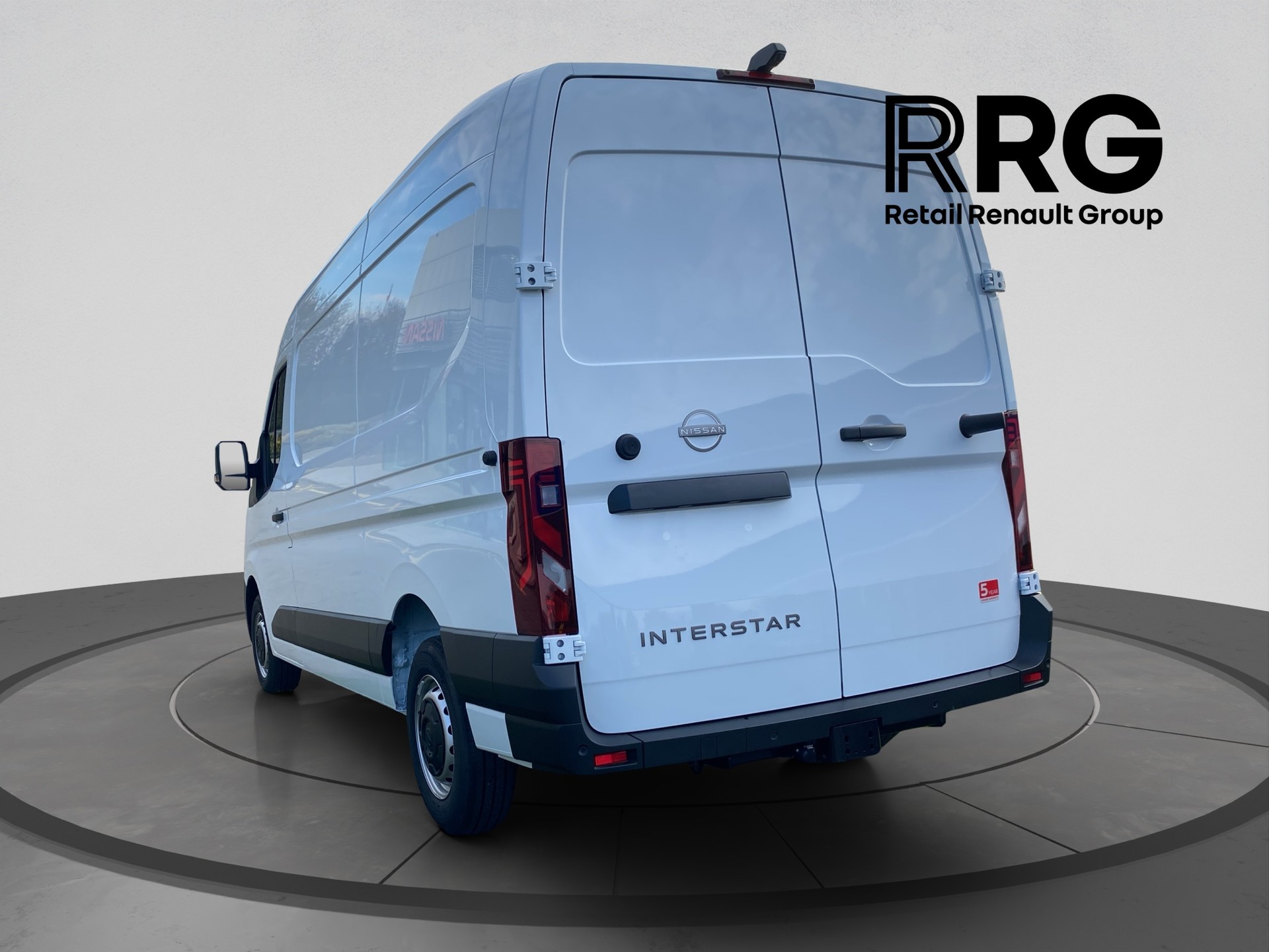 NISSAN Interstar dCi 150 3.5 L2H2 Acenta-image-0