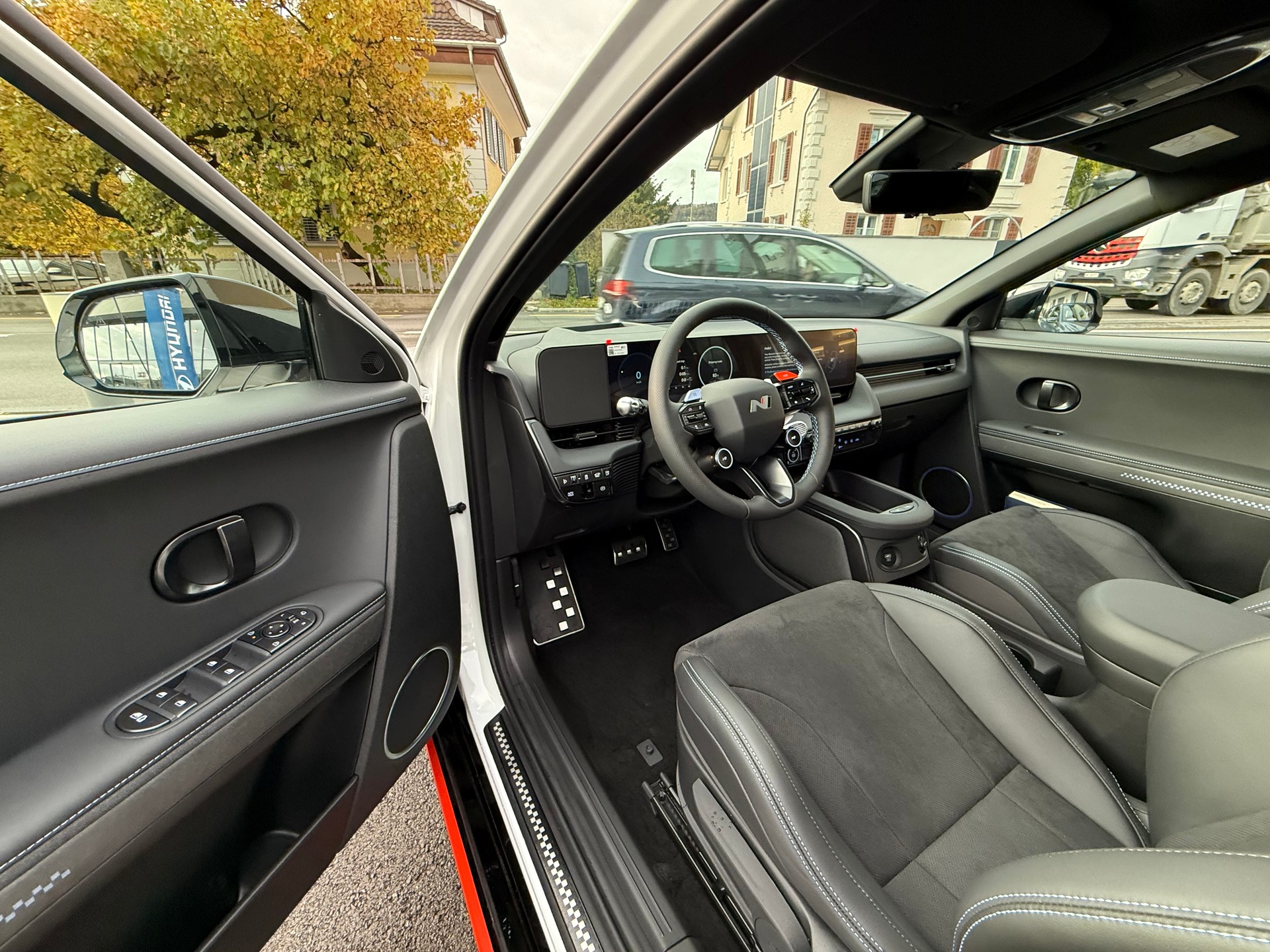 HYUNDAI Ioniq 5 N 84kWh 4WD-image-15