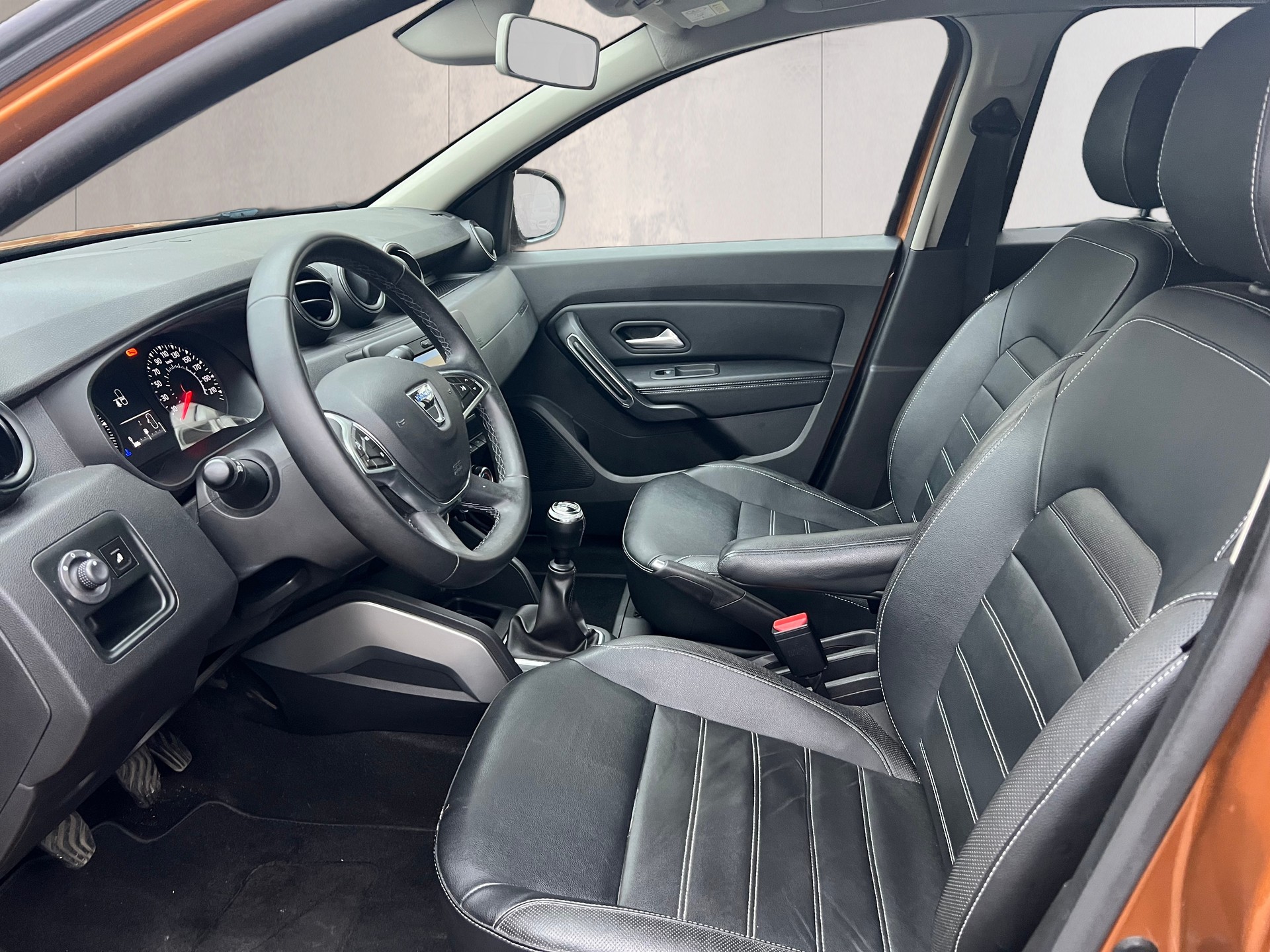 DACIA DUSTER-image-12