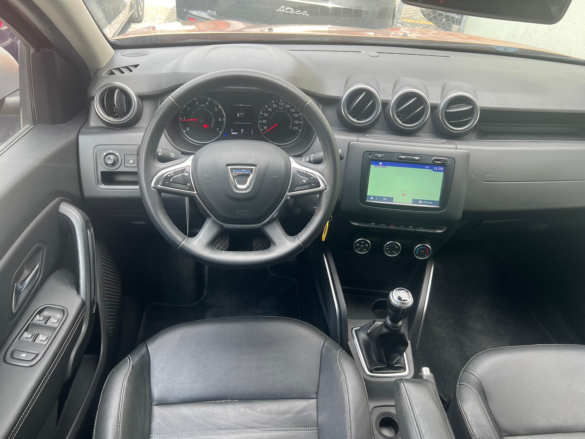 DACIA DUSTER-image-8