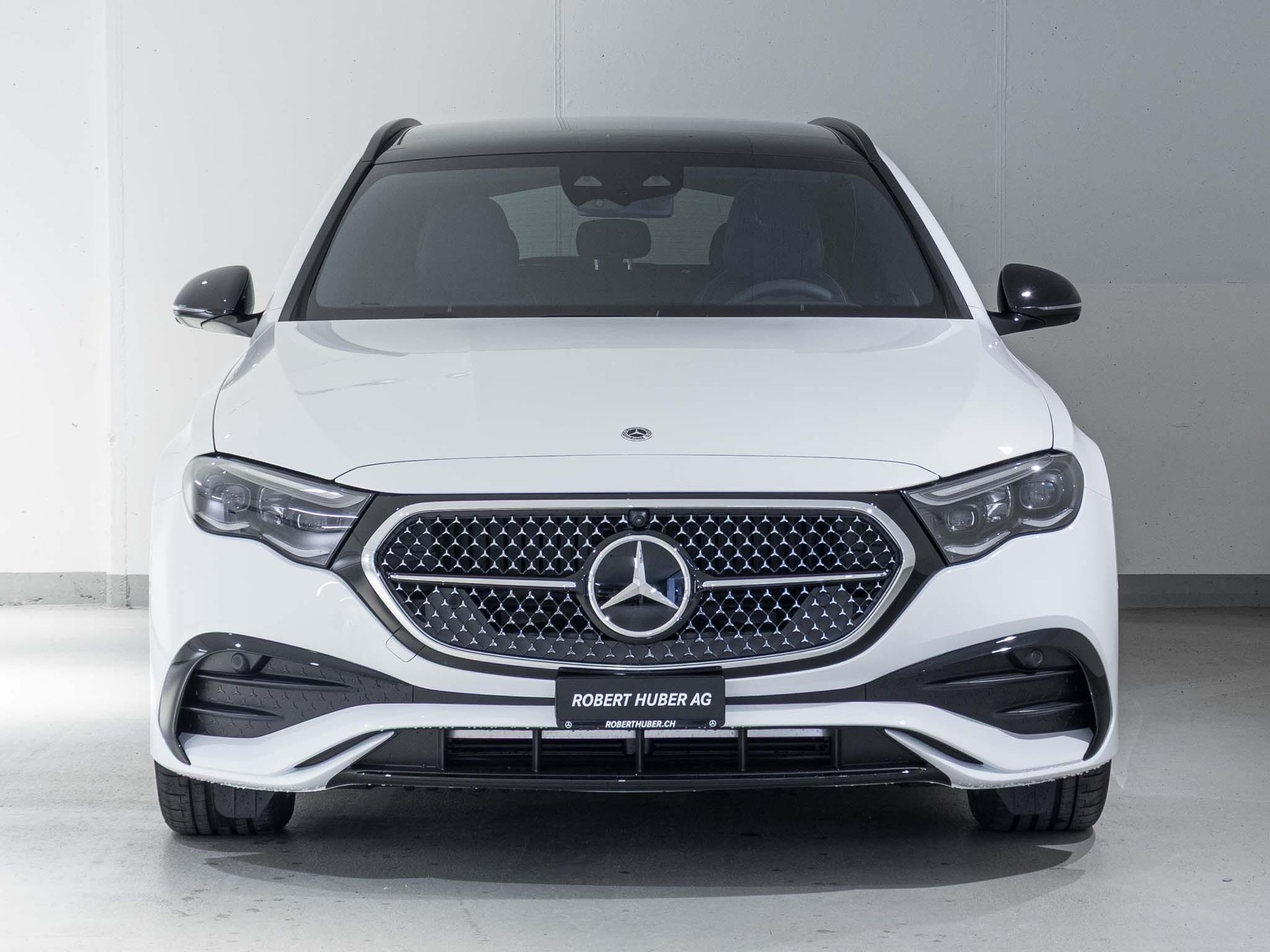 MERCEDES-BENZ E 220 d 4MATIC T-Modell-image-3