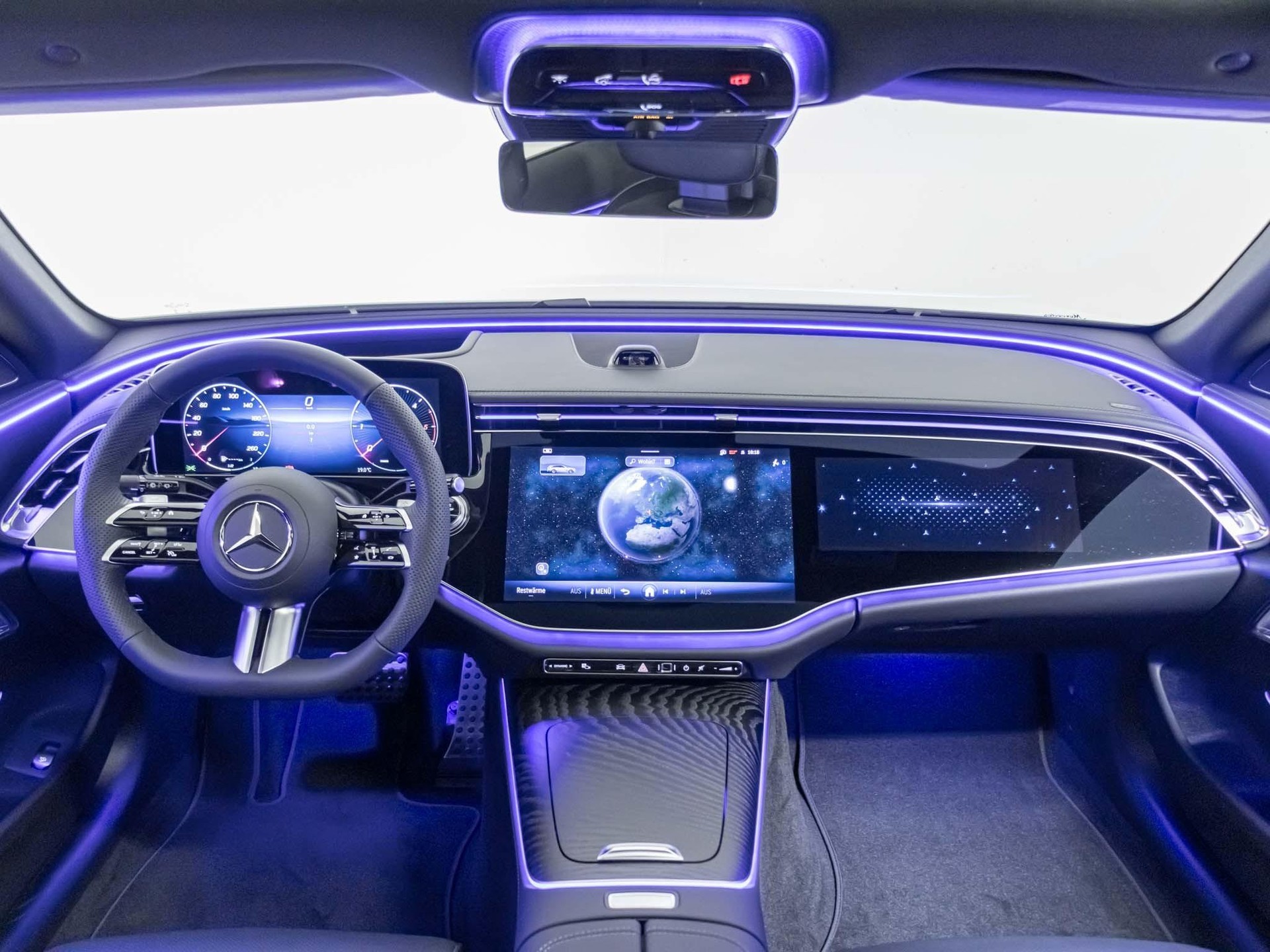 MERCEDES-BENZ E 220 d 4MATIC T-Modell-image-11
