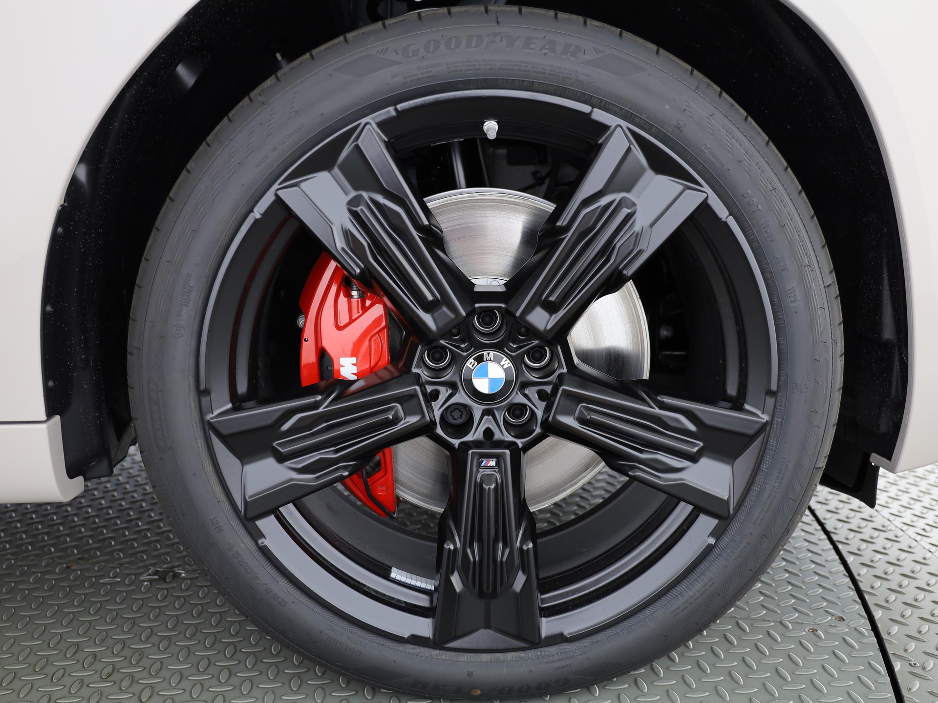 BMW X3 M50i-image-6