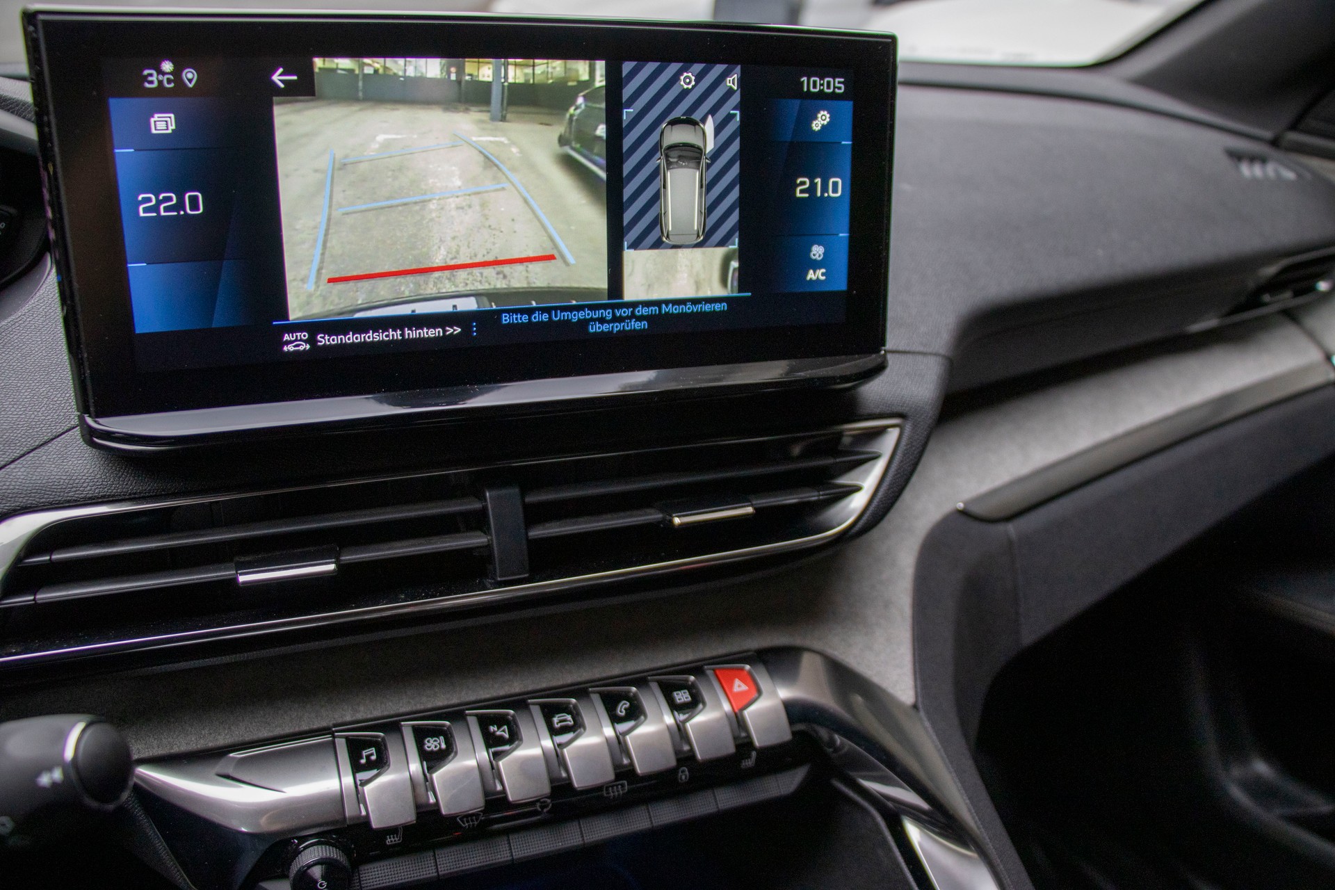 PEUGEOT 3008 1.2 PureTech GT EAT8-image-7