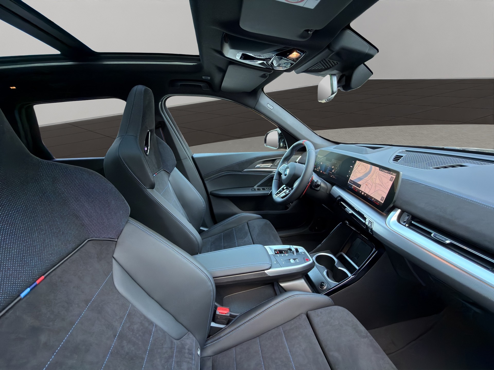 BMW X1 xDrive M35i-image-18