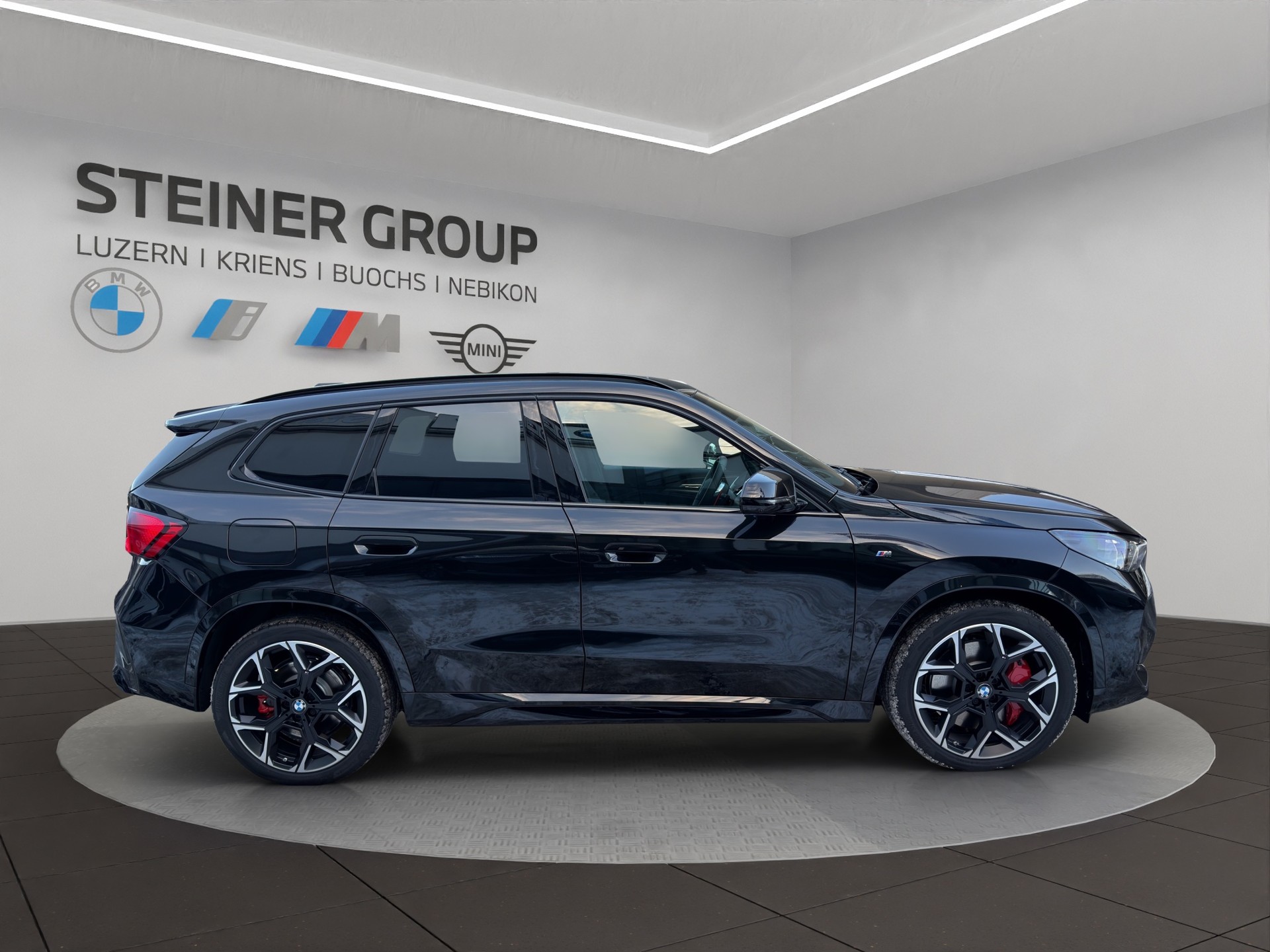 BMW X1 xDrive M35i-image-3