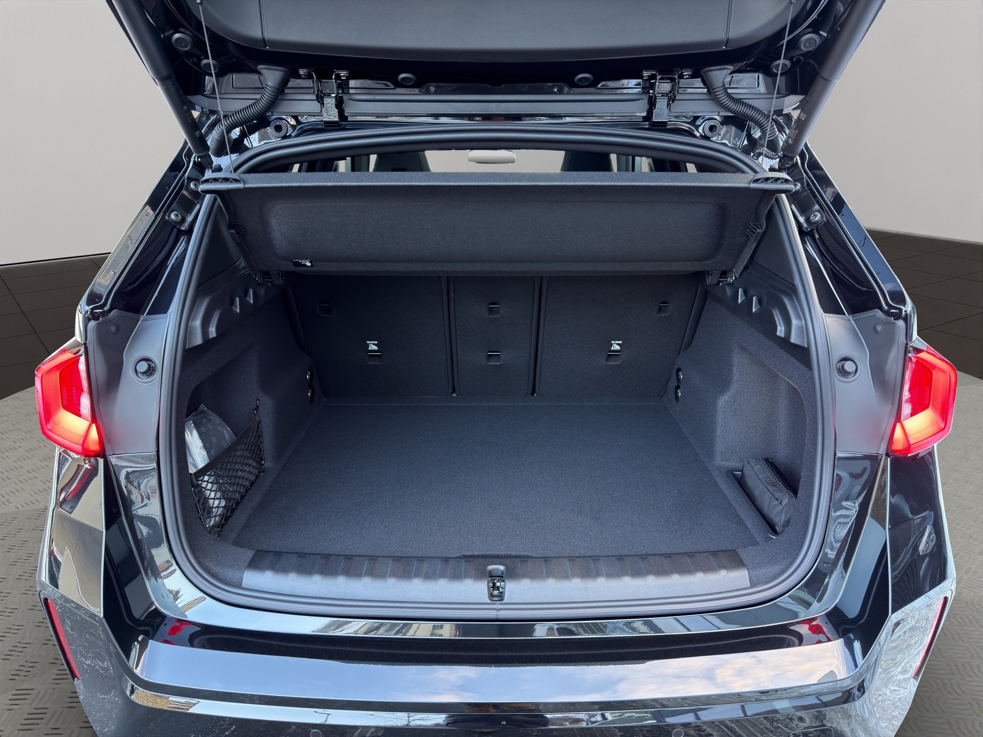 BMW X1 xDrive M35i-image-17
