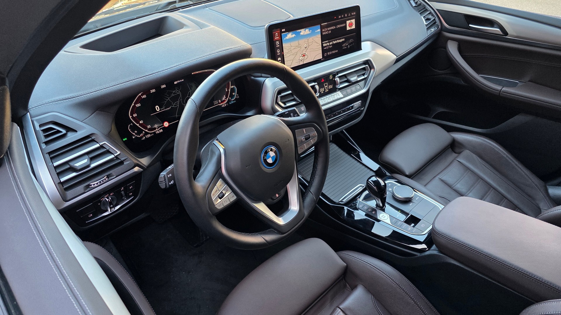 BMW X3 xDrive 30e-image-17