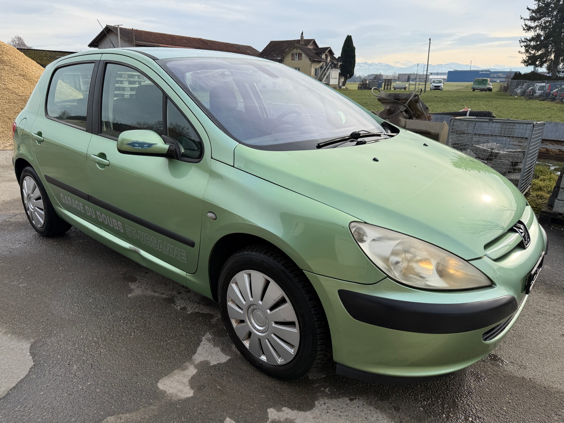 PEUGEOT 307 2.0 16V XS-image-2
