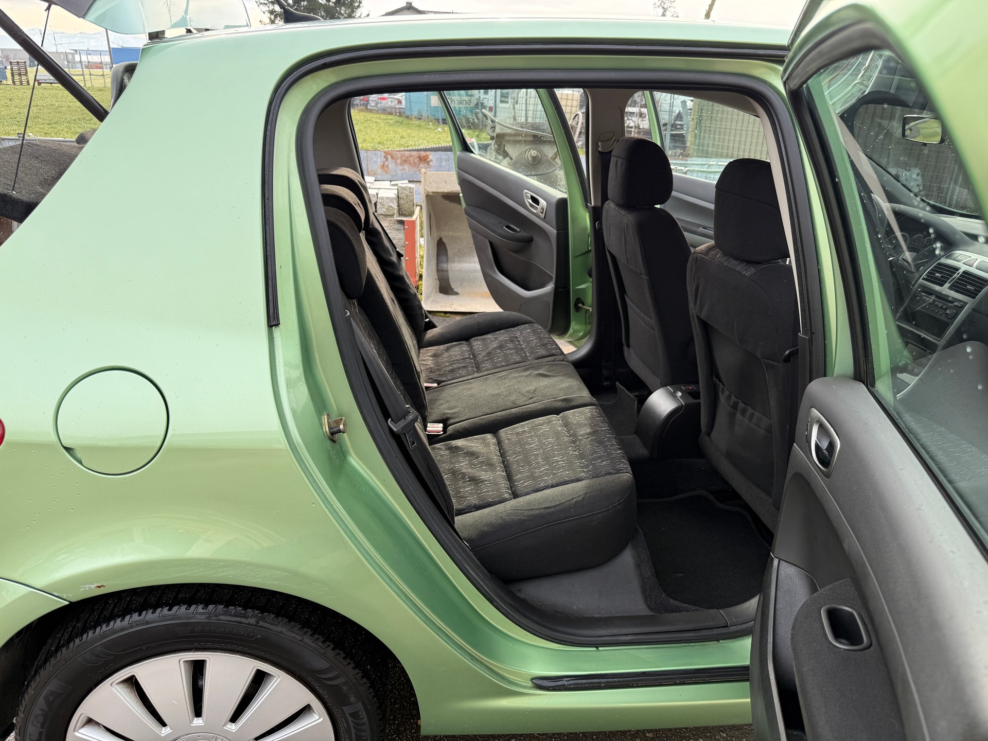 PEUGEOT 307 2.0 16V XS-image-10