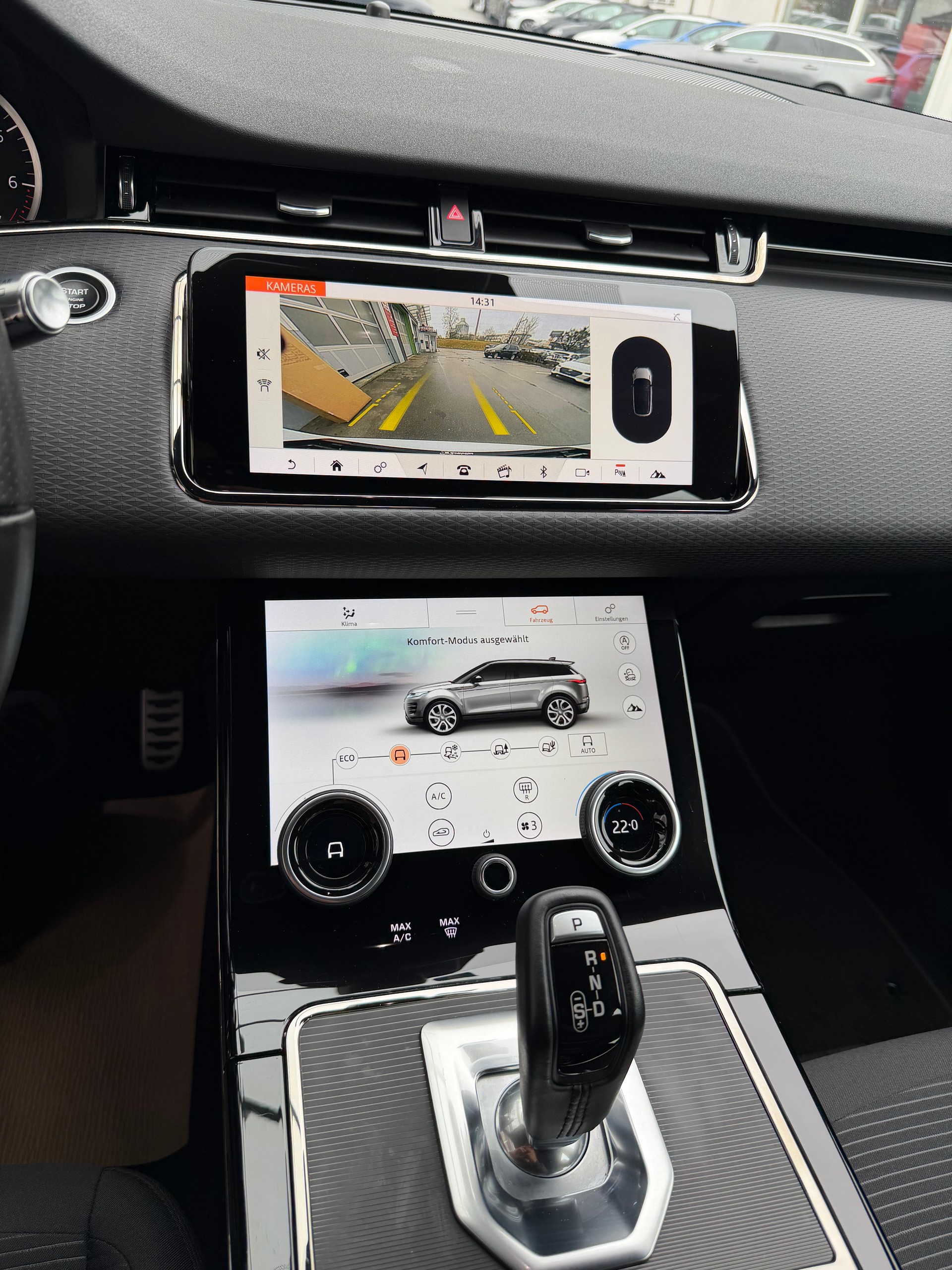 LAND ROVER Range Rover Evoque R-Dynamic P 200 AT9-image-11