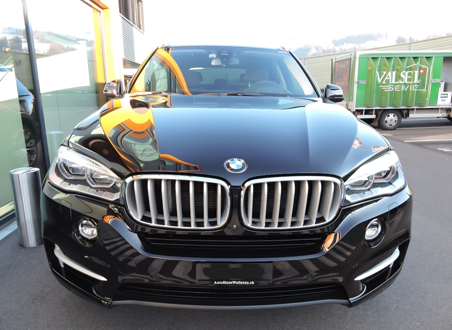 BMW X5 xDrive 50i Steptronic-image-6