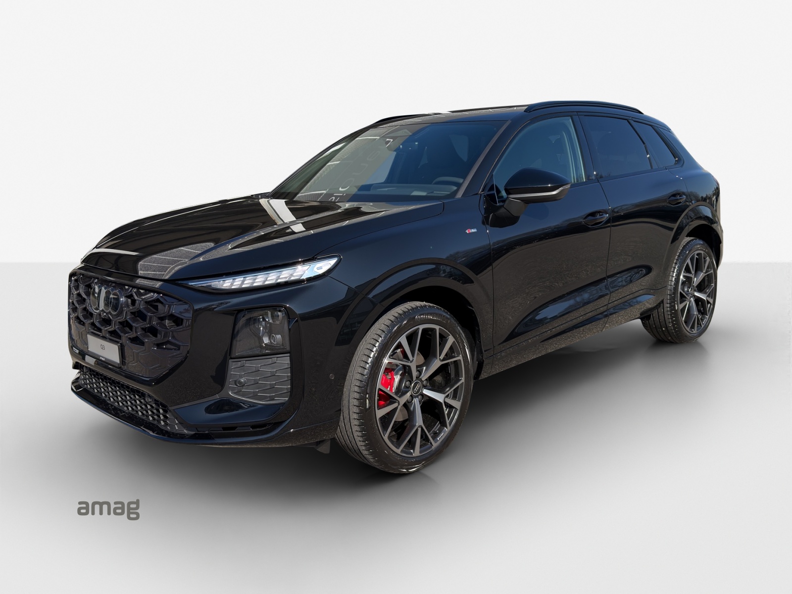 AUDI Q3 SUV 110 kW TFSI S tronic-image-0