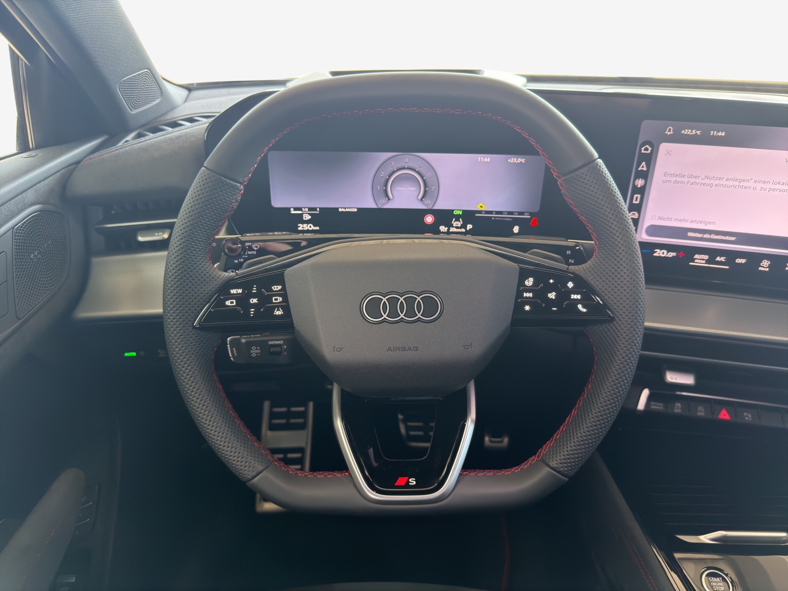 AUDI Q3 SUV 110 kW TFSI S tronic-image-9