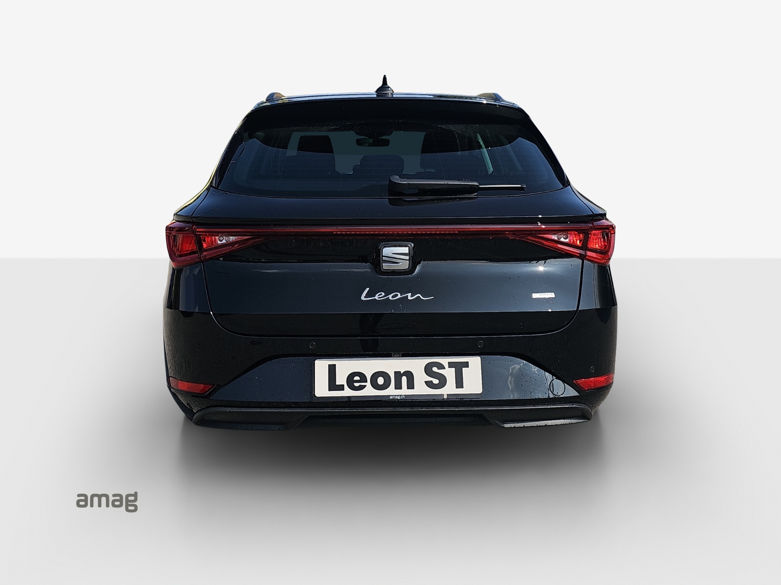 SEAT Leon ST 1.5 eHybrid pHEV DSG Business Edition-image-3