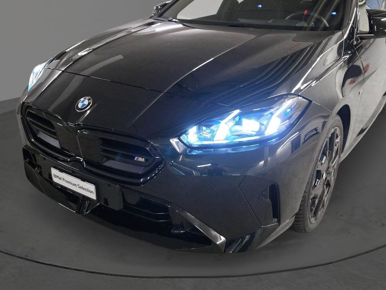 BMW M235i xDrive Gran Coupé M Sport-image-6