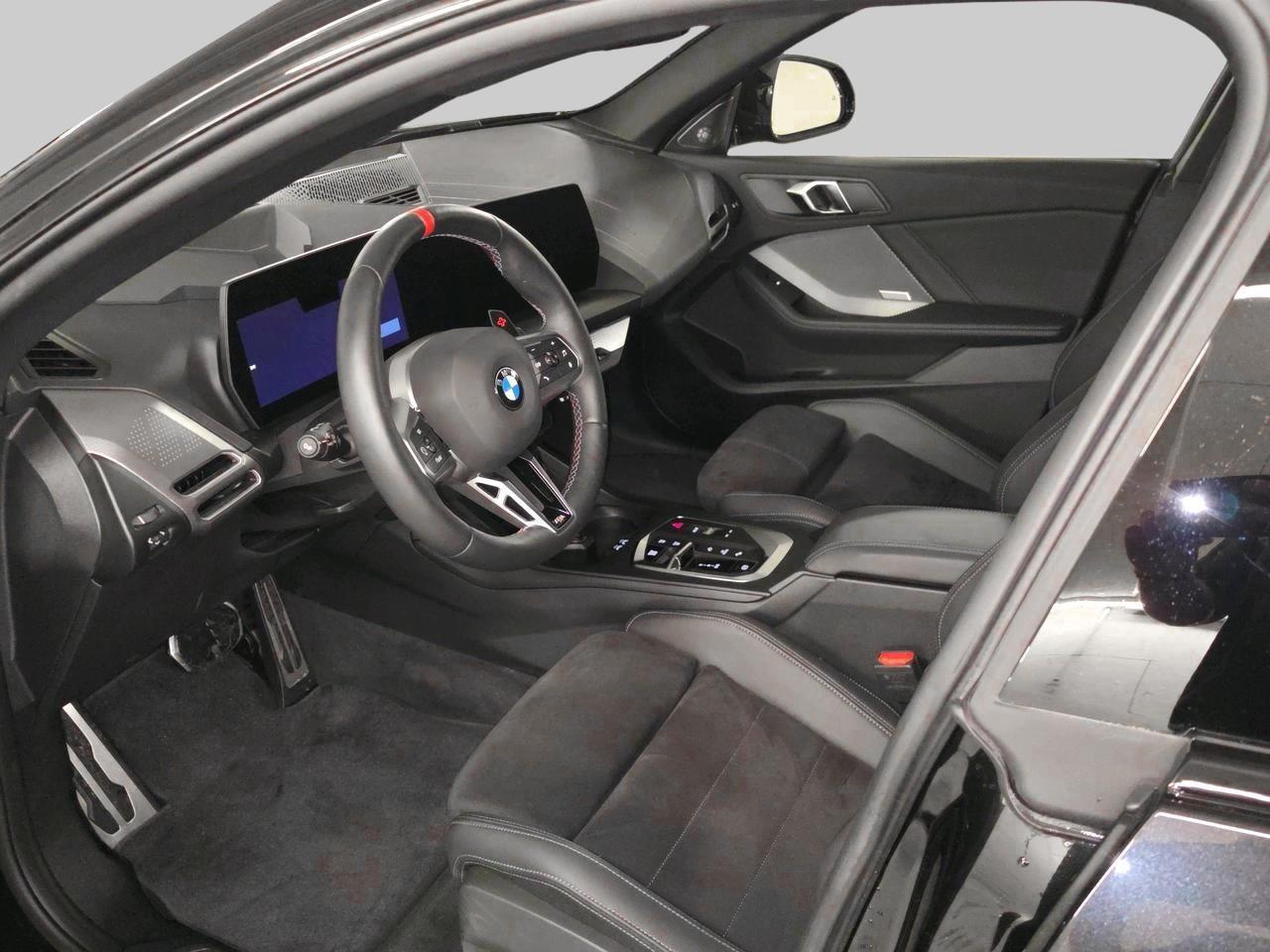 BMW M235i xDrive Gran Coupé M Sport-image-11