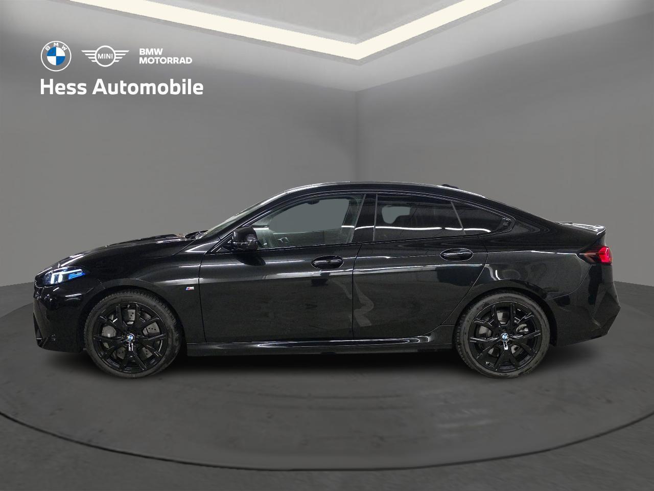 BMW M235i xDrive Gran Coupé M Sport-image-4