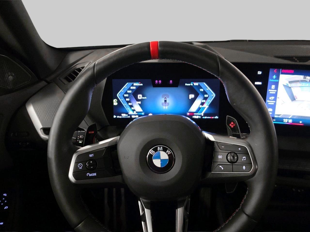 BMW M235i xDrive Gran Coupé M Sport-image-14