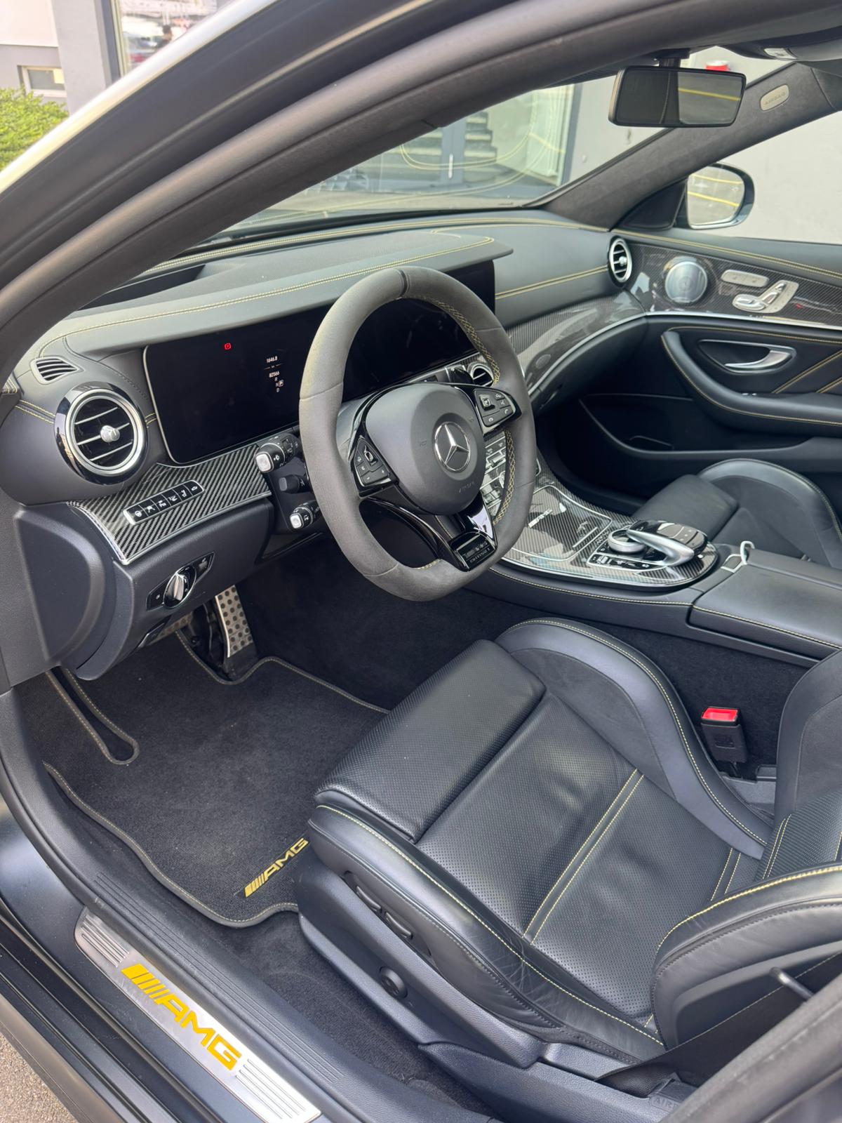 MERCEDES-BENZ E 63 AMG S Edition 1 4 Matic 9G-Tronic-image-8