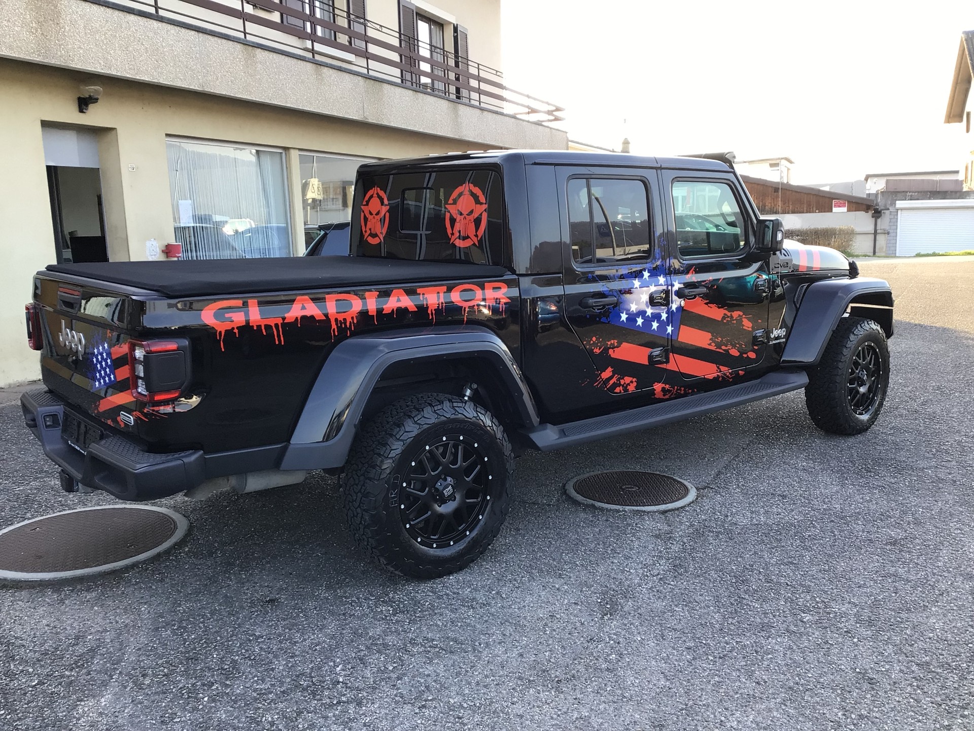 JEEP Gladiator 3.0 V6 Overland-image-2