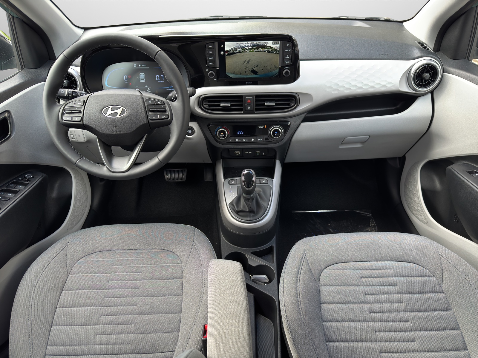 HYUNDAI i10 1.2 Vertex-image-4