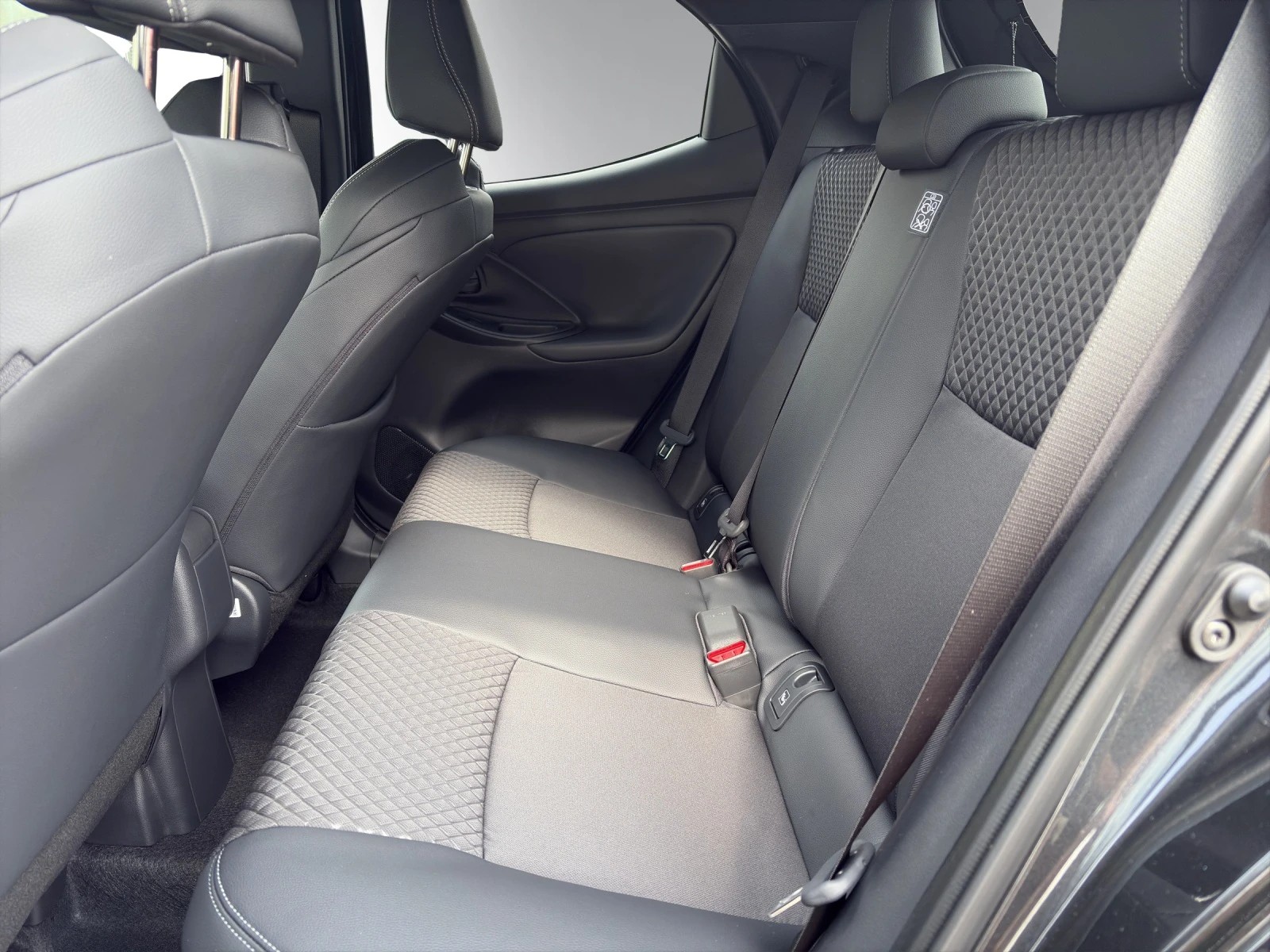 Image MAZDA 2 2 SKYACTIV-G 90 Homura Aka Automat