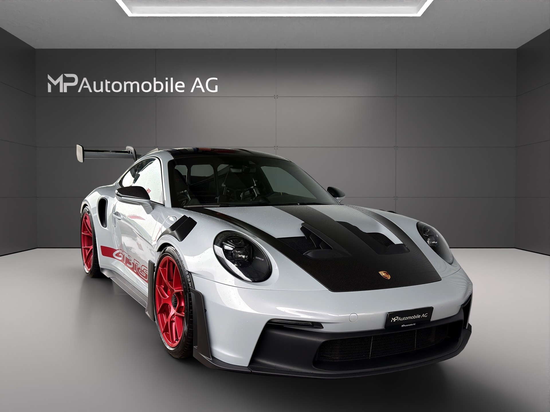 PORSCHE 911 GT3 RS-image-2