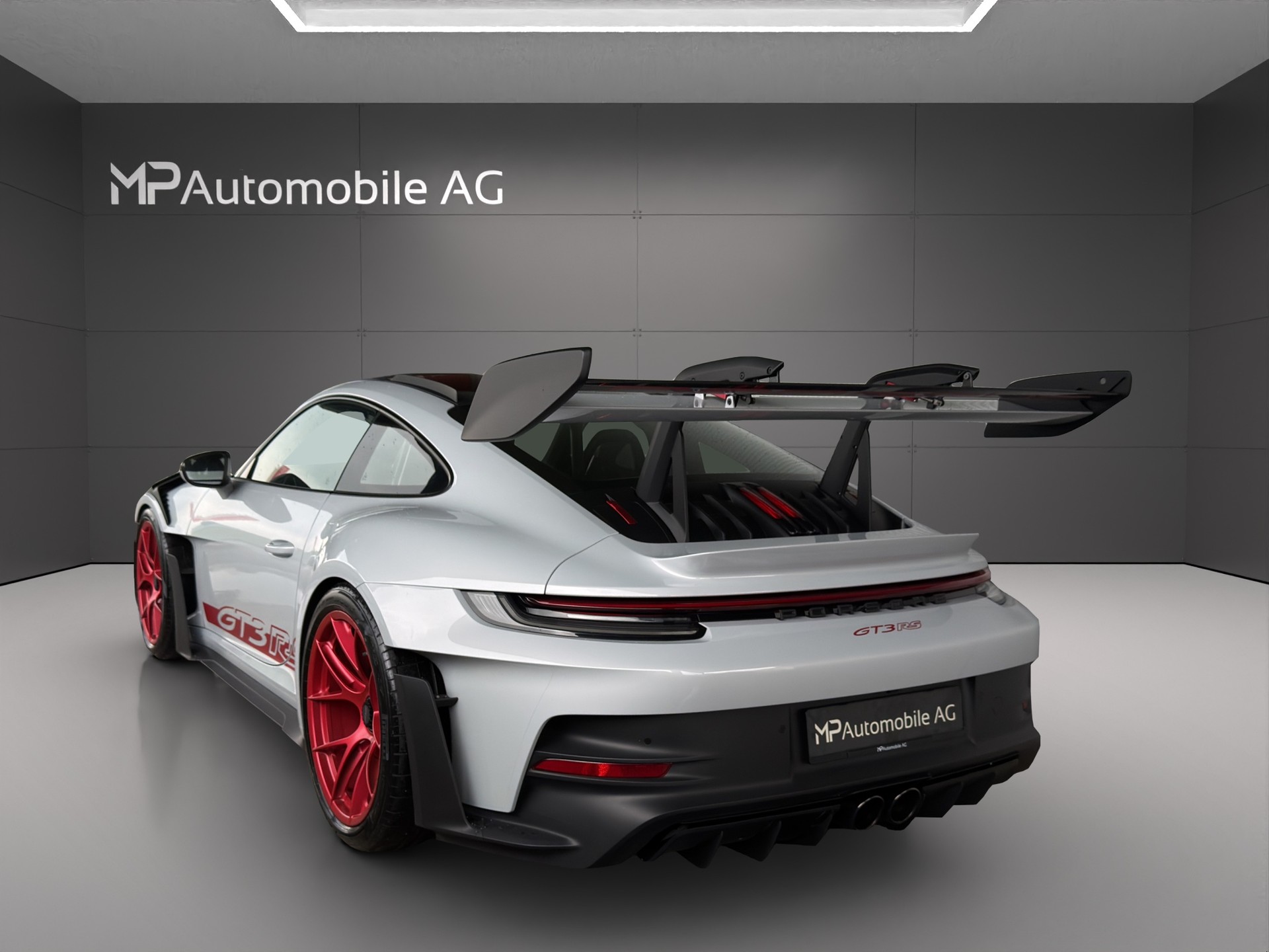 PORSCHE 911 GT3 RS-image-6