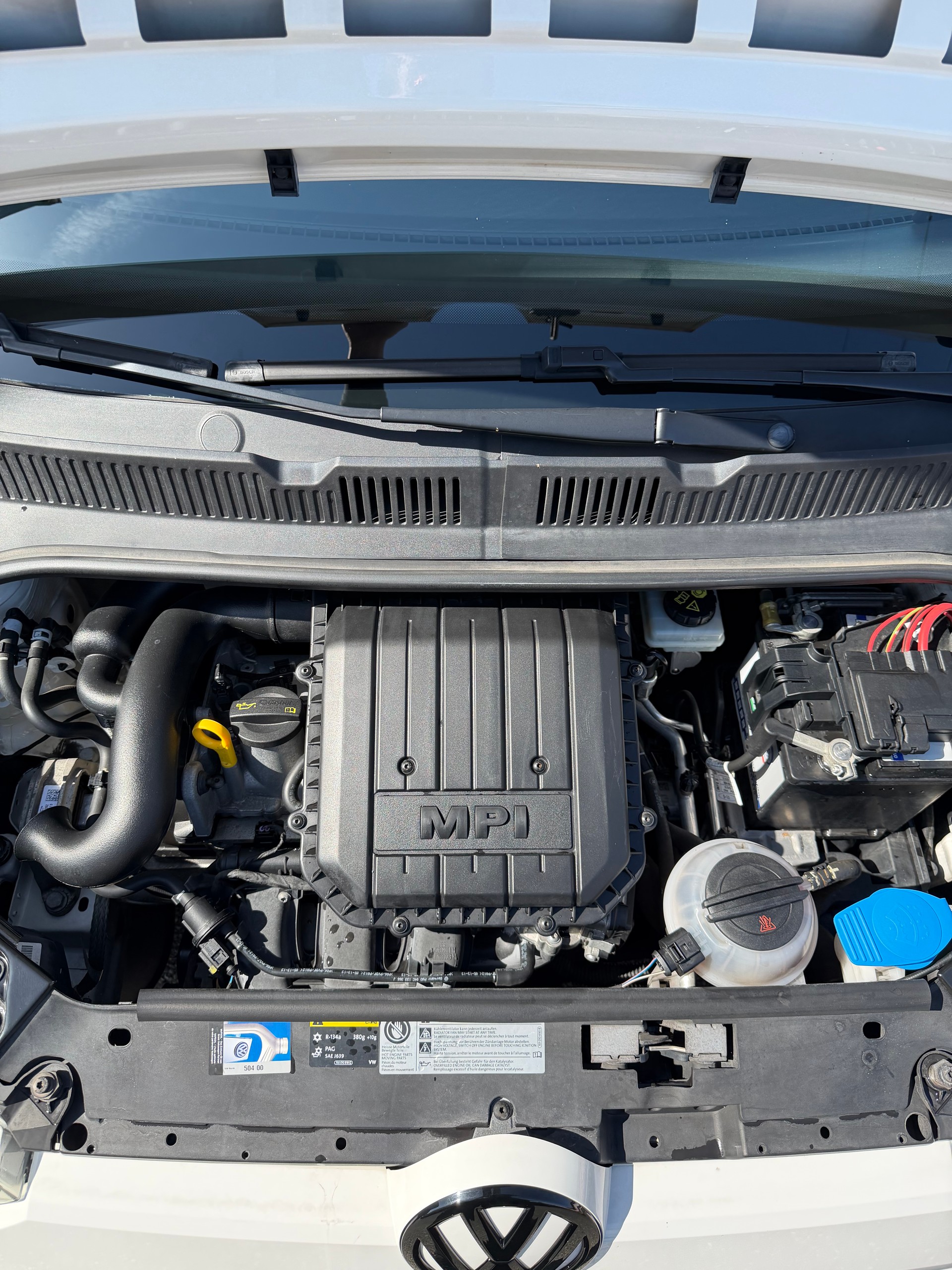VW Up 1.0 cup up-image-8