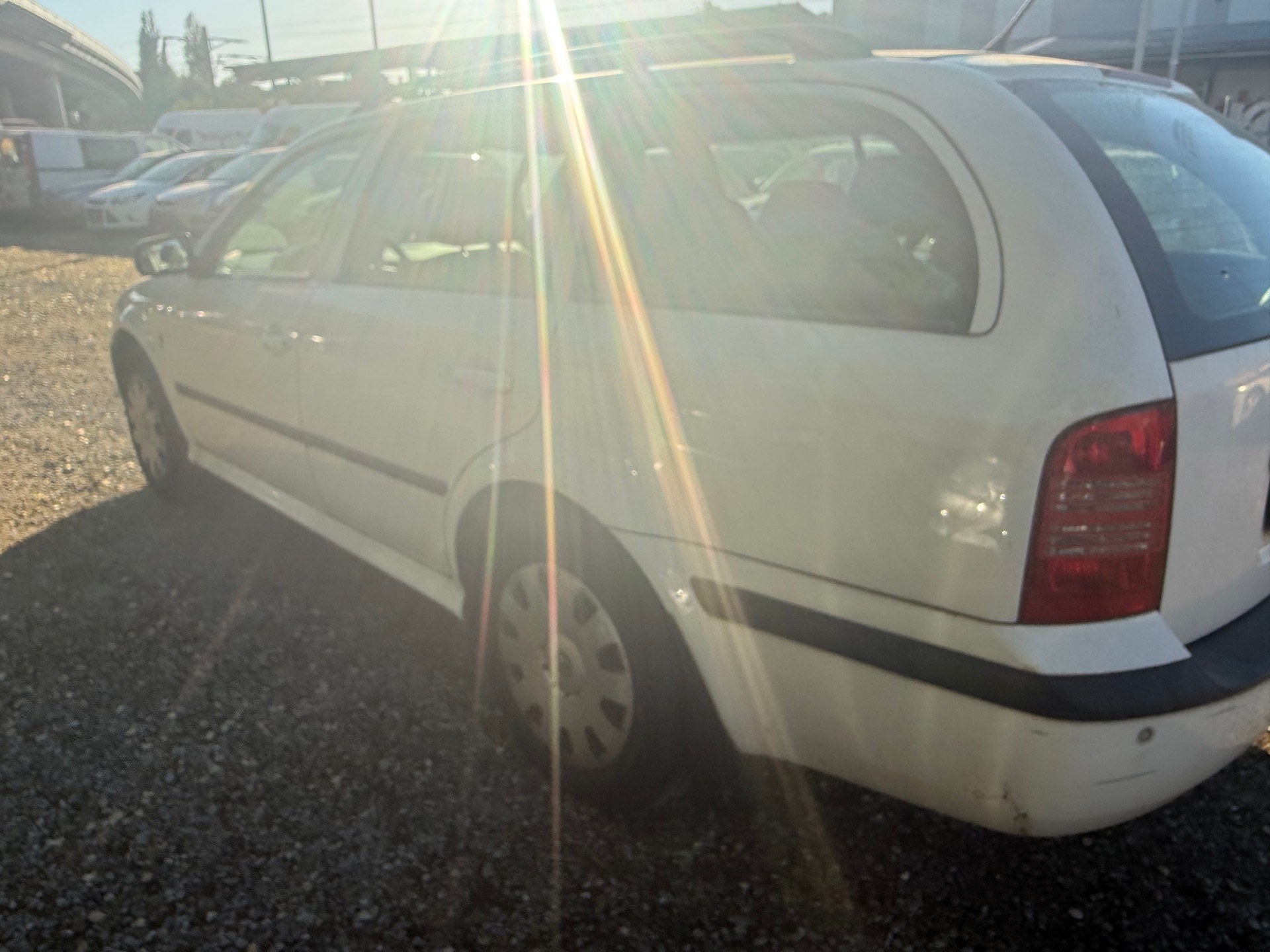SKODA Octavia 1.9 TDI Tour-image-6