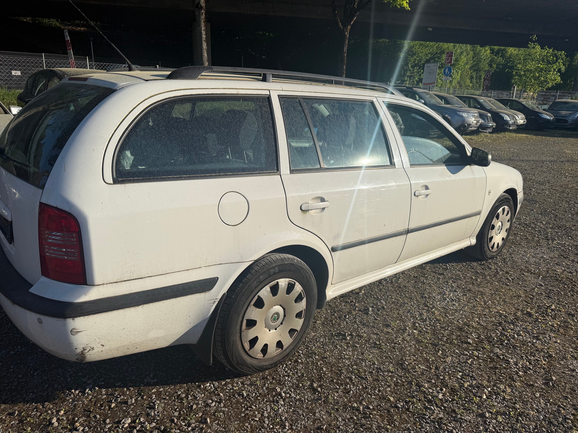 SKODA Octavia 1.9 TDI Tour-image-2