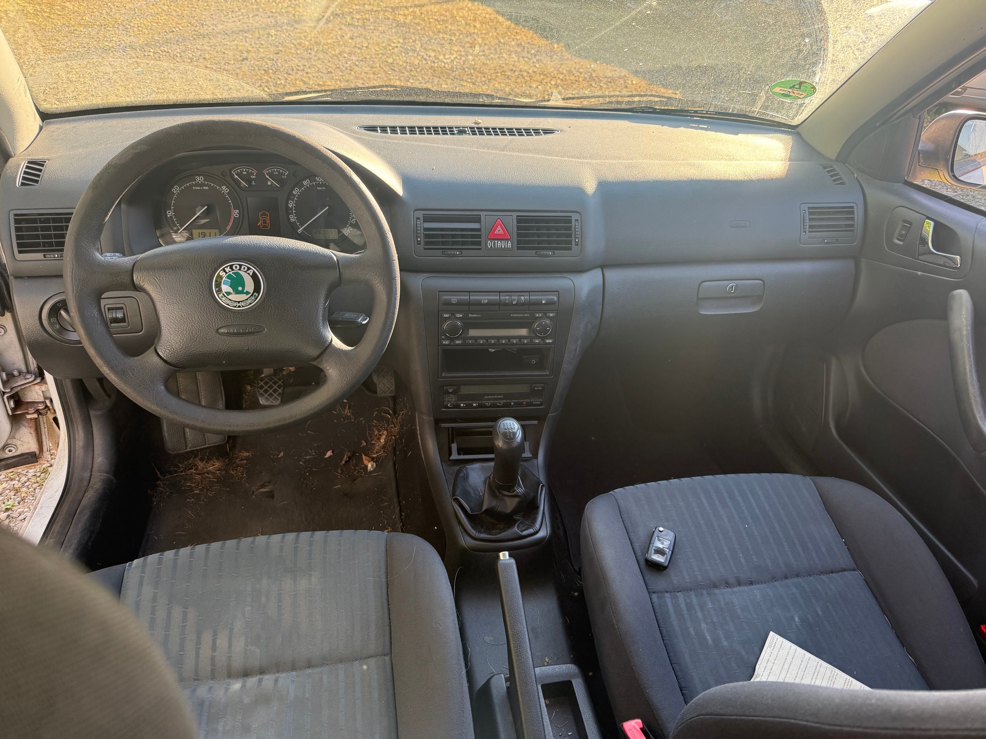 SKODA Octavia 1.9 TDI Tour-image-9