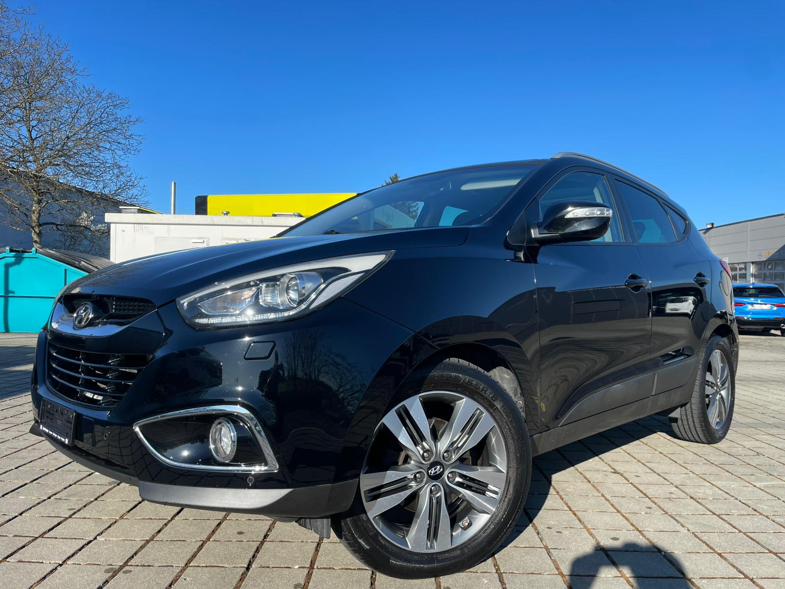 HYUNDAI iX 35 2.0 CRDi Vertex 4WD Automatic*** Ab MFK***-image-0
