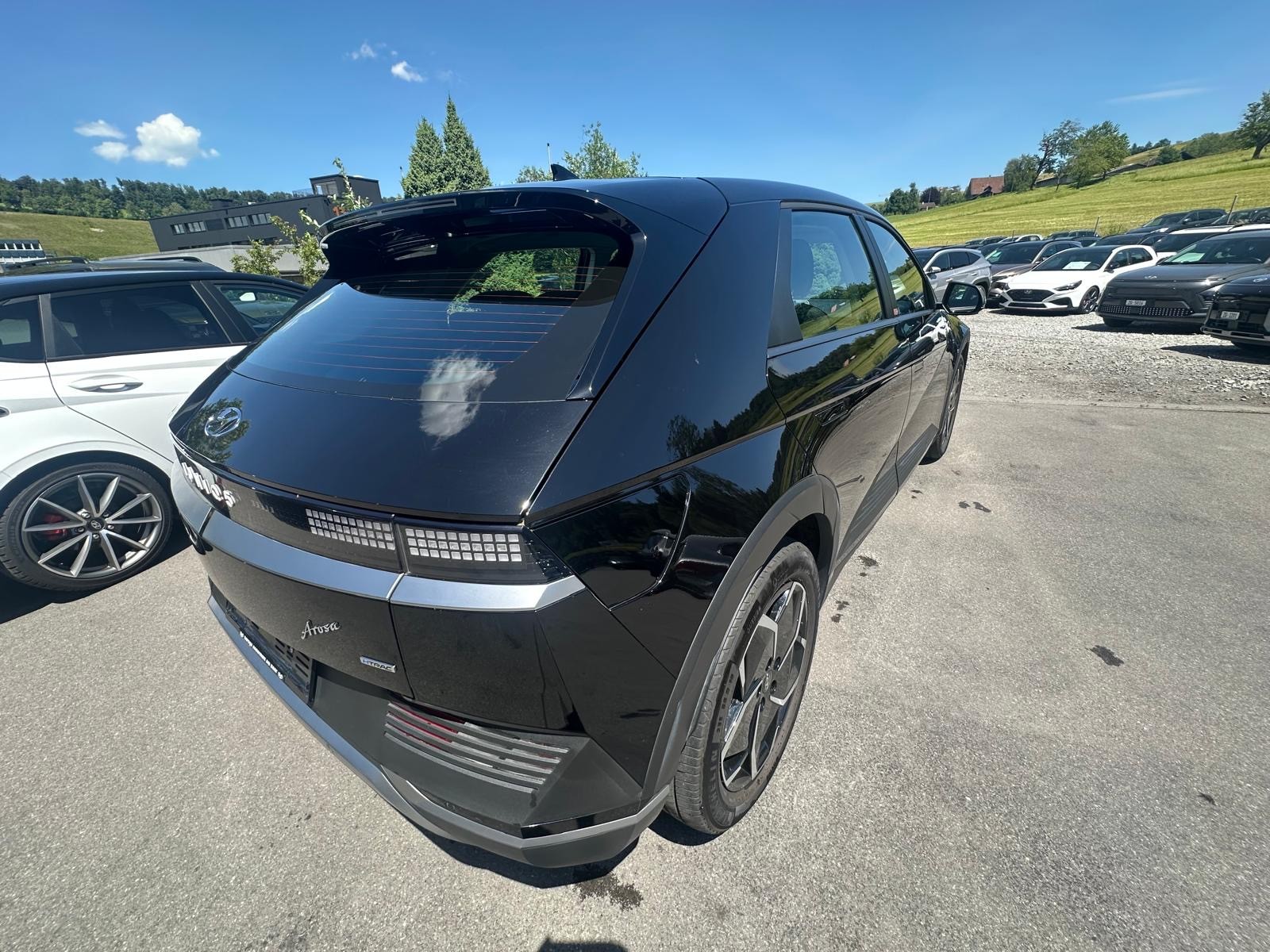 HYUNDAI Ioniq 5 72kWh Origo 4WD-image-3