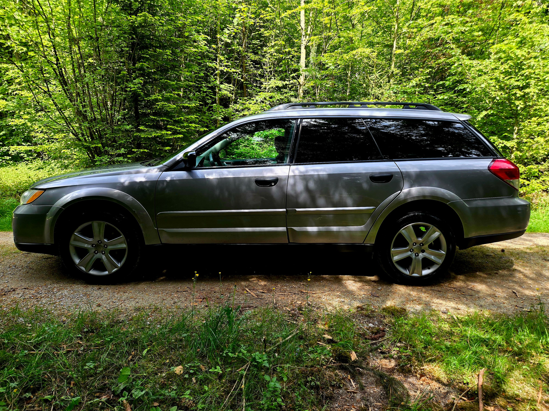 SUBARU Outback 2.5i AWD *US-Modell*-image-5