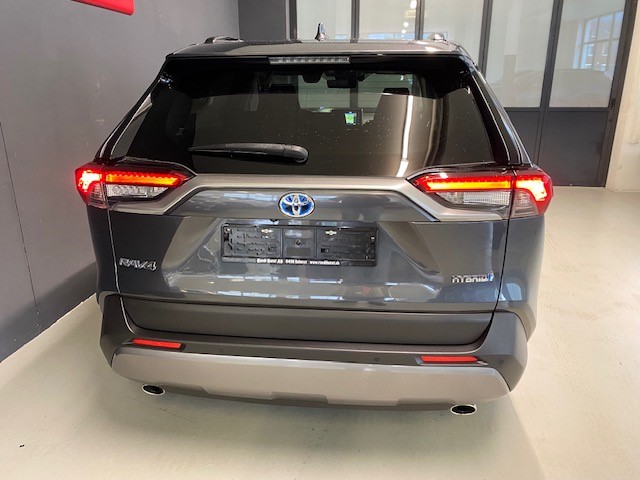 TOYOTA RAV-4 2.5 HEV Trend-image-4