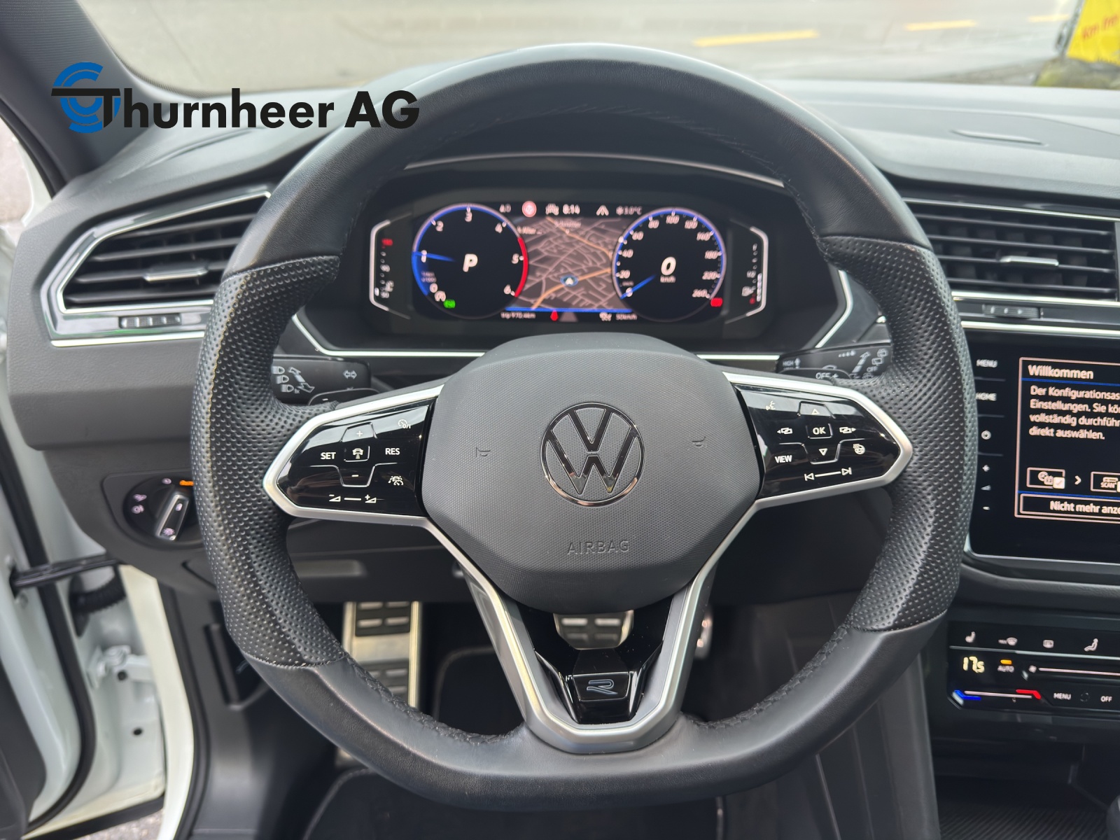 VW Tiguan 2.0 TDI SCR R-Line 4Motion DSG-image-8