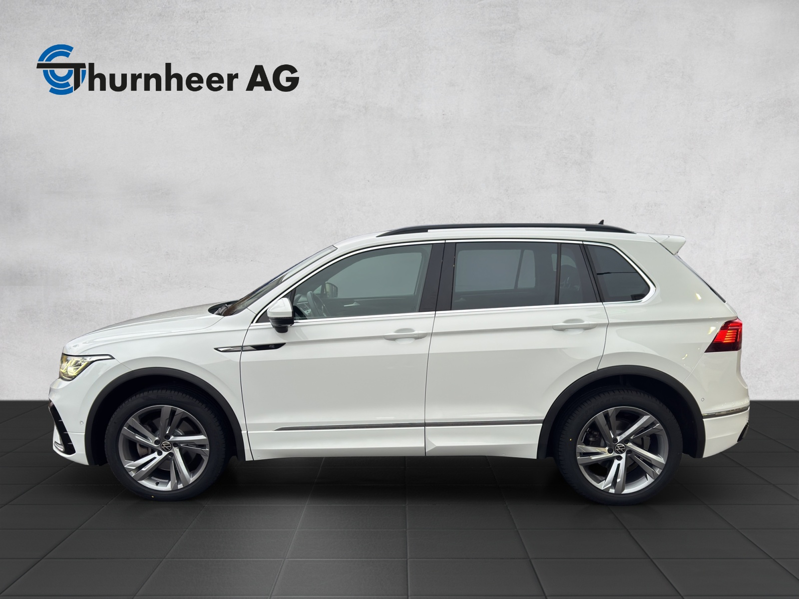VW Tiguan 2.0 TDI SCR R-Line 4Motion DSG-image-2