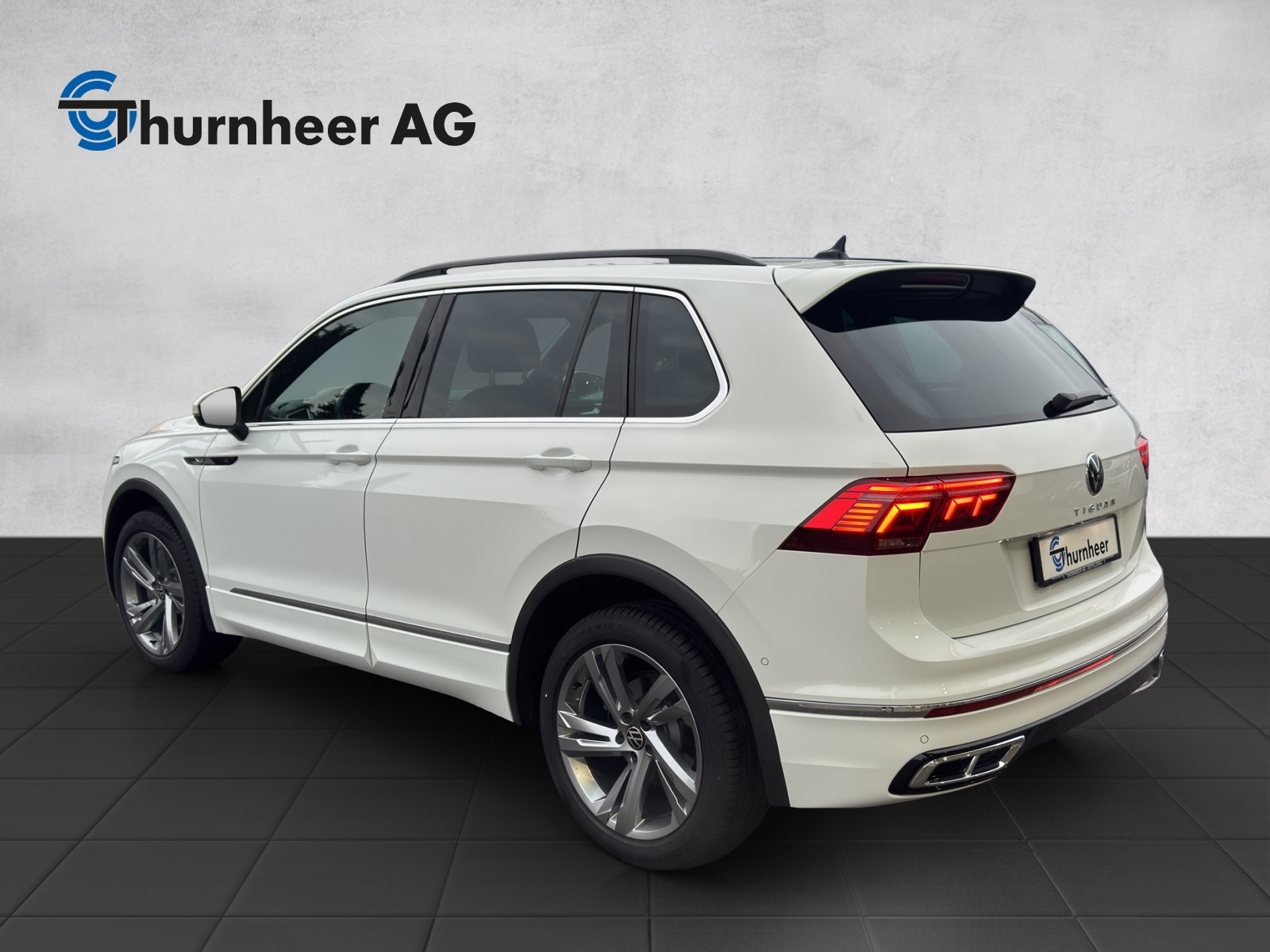 VW Tiguan 2.0 TDI SCR R-Line 4Motion DSG-image-3
