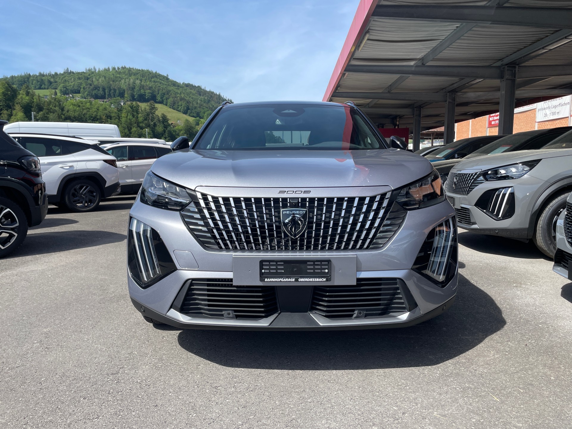 PEUGEOT 2008 1.2 145 MHEV GT-image-1
