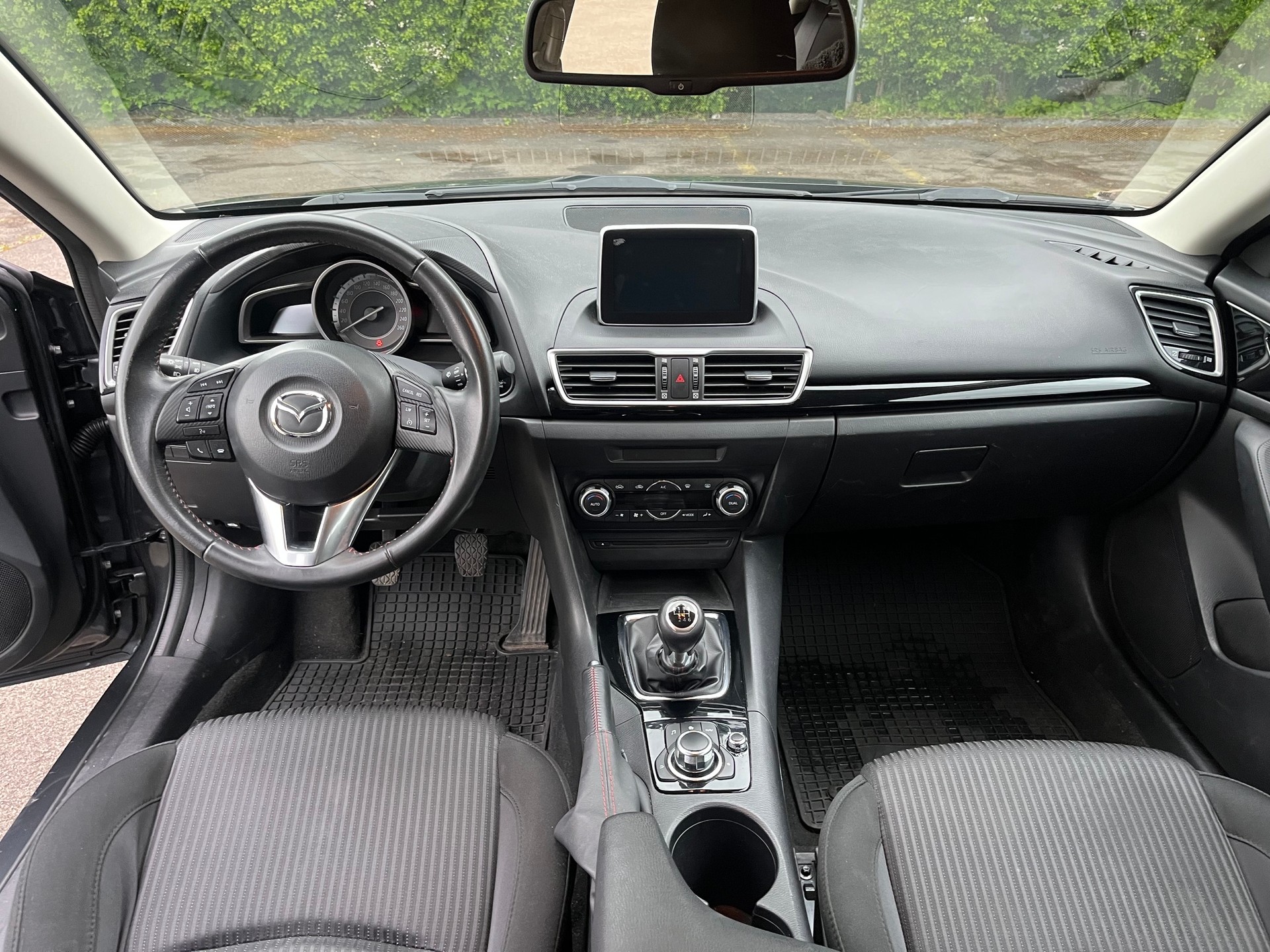 MAZDA 3 2.2 16V CD Ambition-image-8