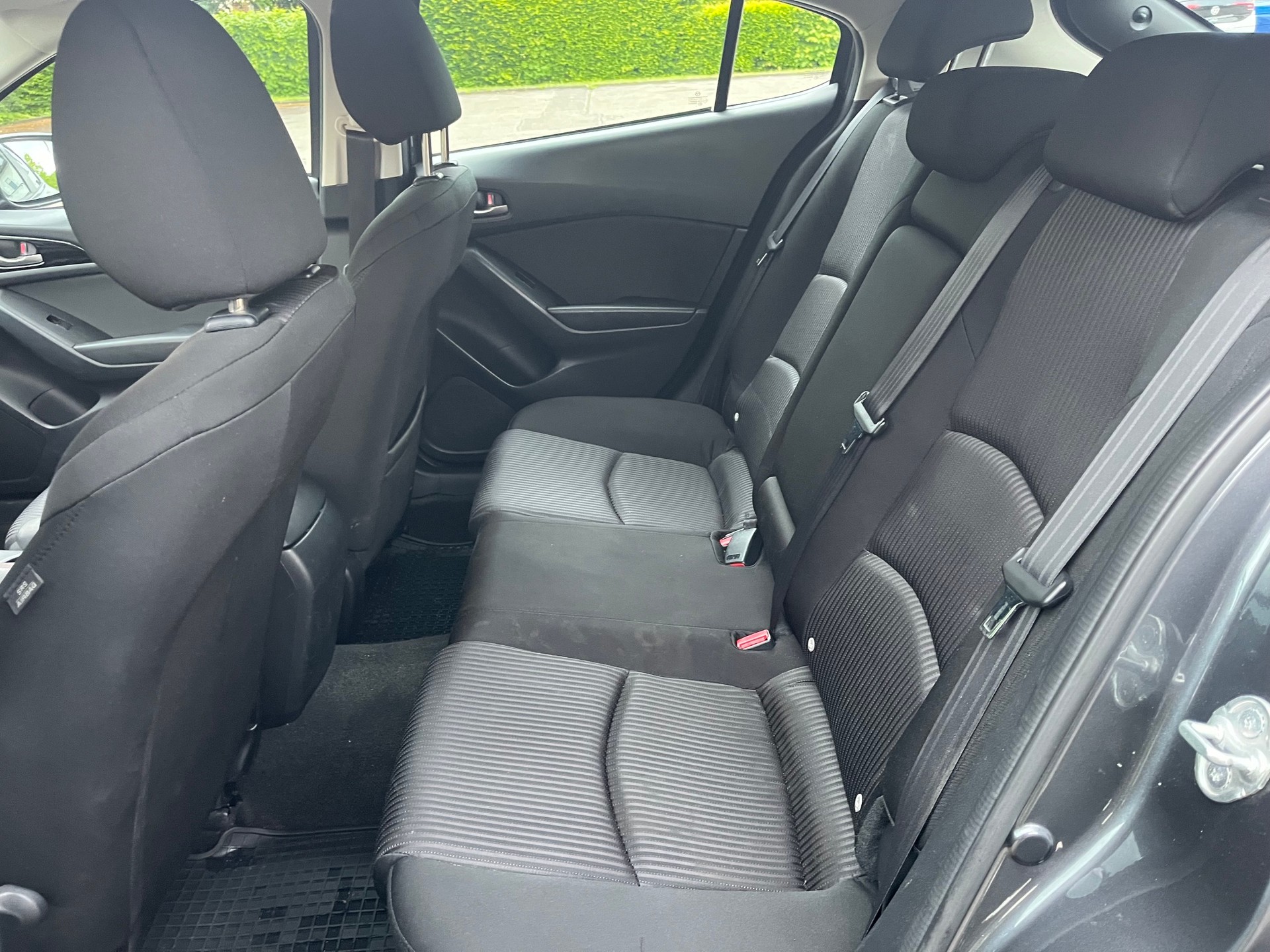 MAZDA 3 2.2 16V CD Ambition-image-11
