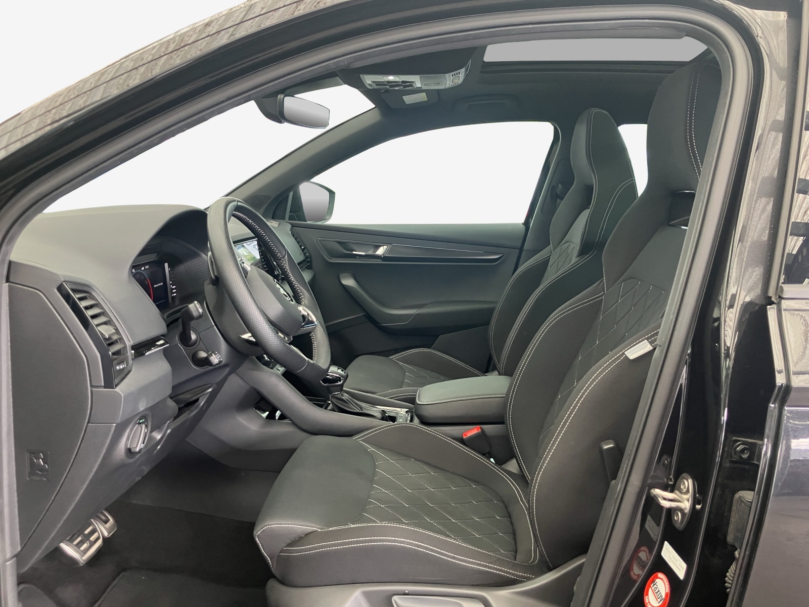 SKODA Karoq 2.0 TSI SportLine 4x4 DSG-image-7