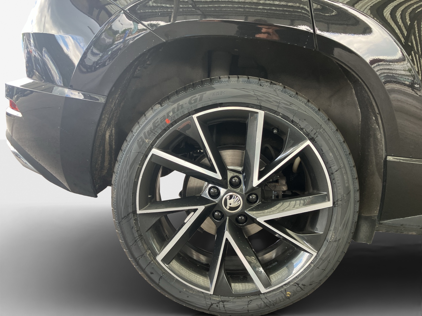 SKODA Karoq 2.0 TSI SportLine 4x4 DSG-image-15