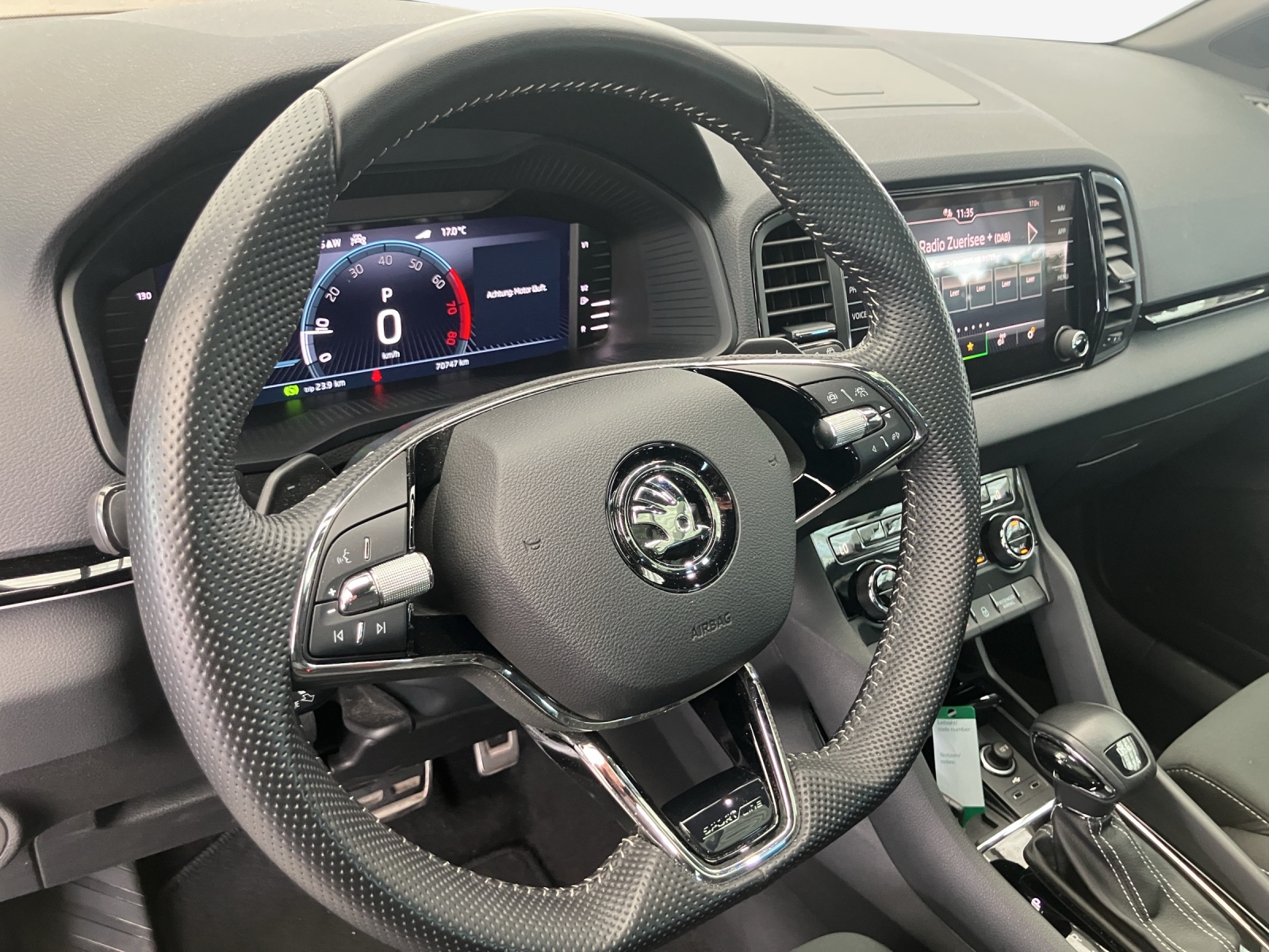 SKODA Karoq 2.0 TSI SportLine 4x4 DSG-image-9