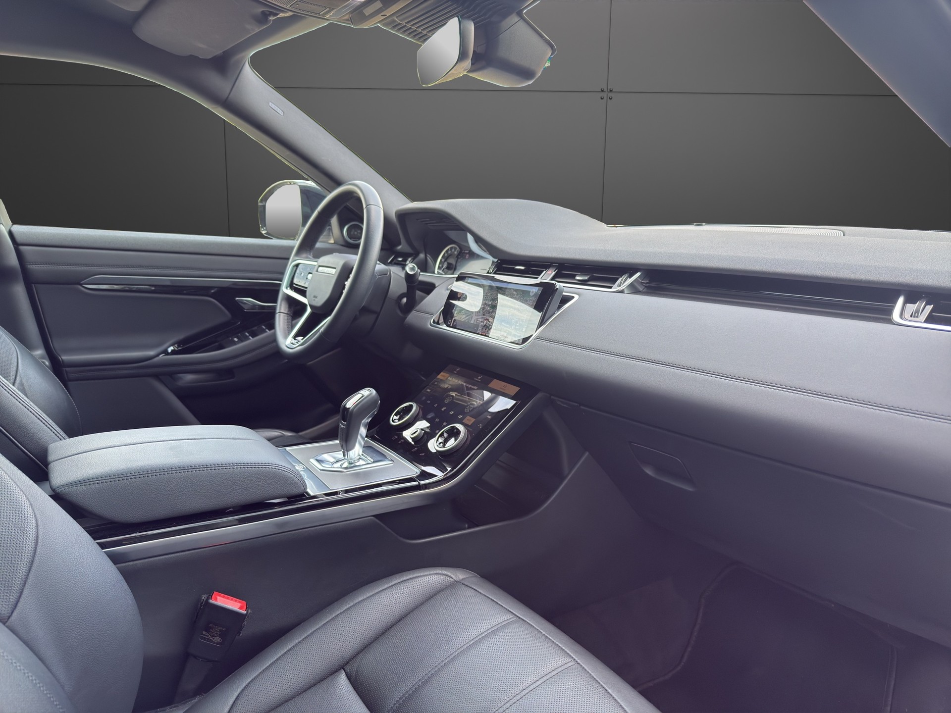 LAND ROVER Range Rover Evoque P 300e S AT8-image-9