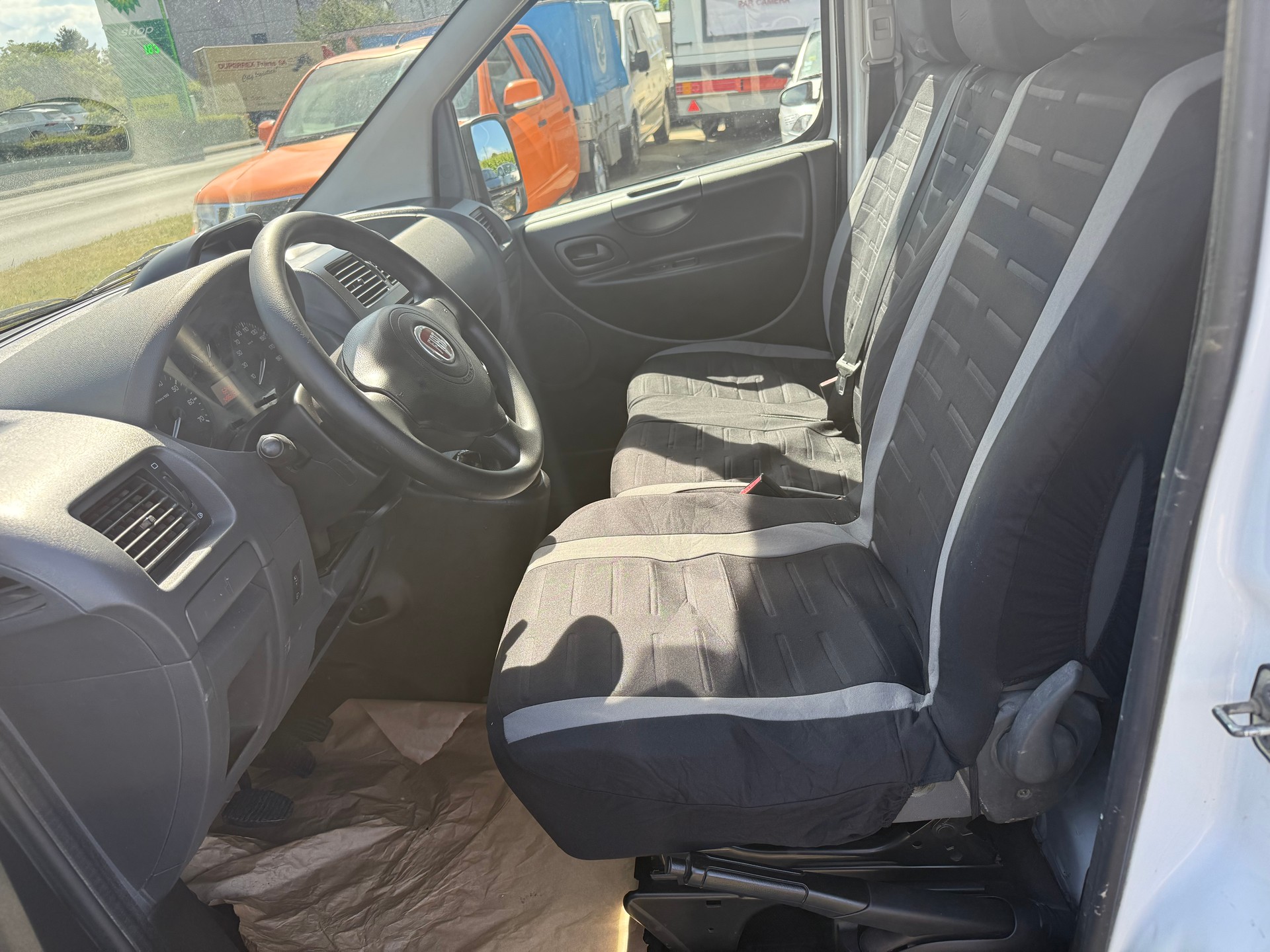 FIAT Scudo 2.0 MJ Deluxe 1.2t-image-9
