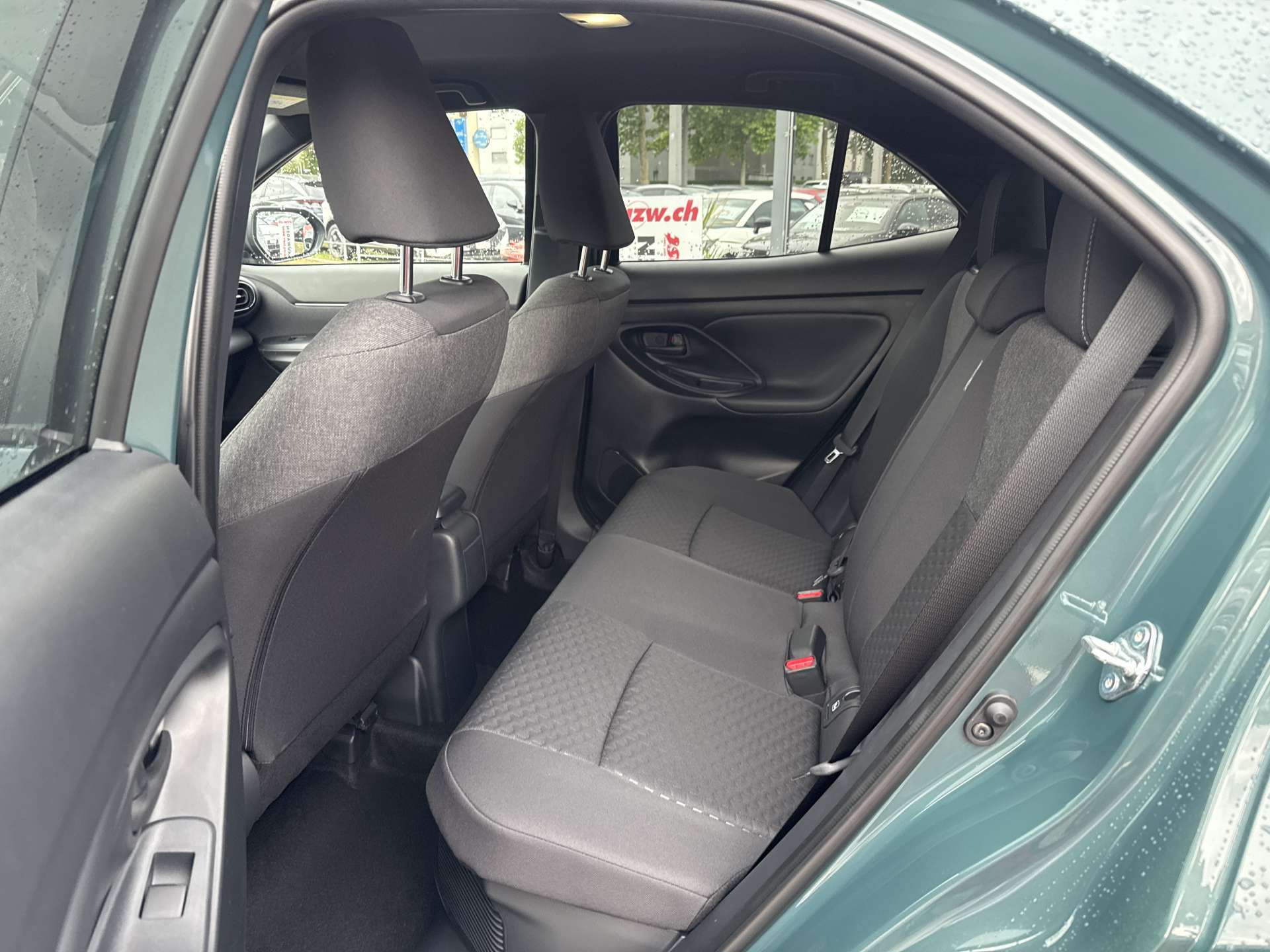 TOYOTA Yaris Cross 1.5 Trend AWDi e-CVT Automat-image-6