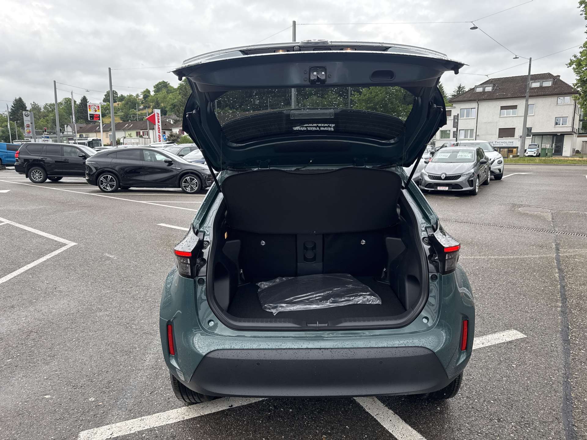 TOYOTA Yaris Cross 1.5 Trend AWDi e-CVT Automat-image-7